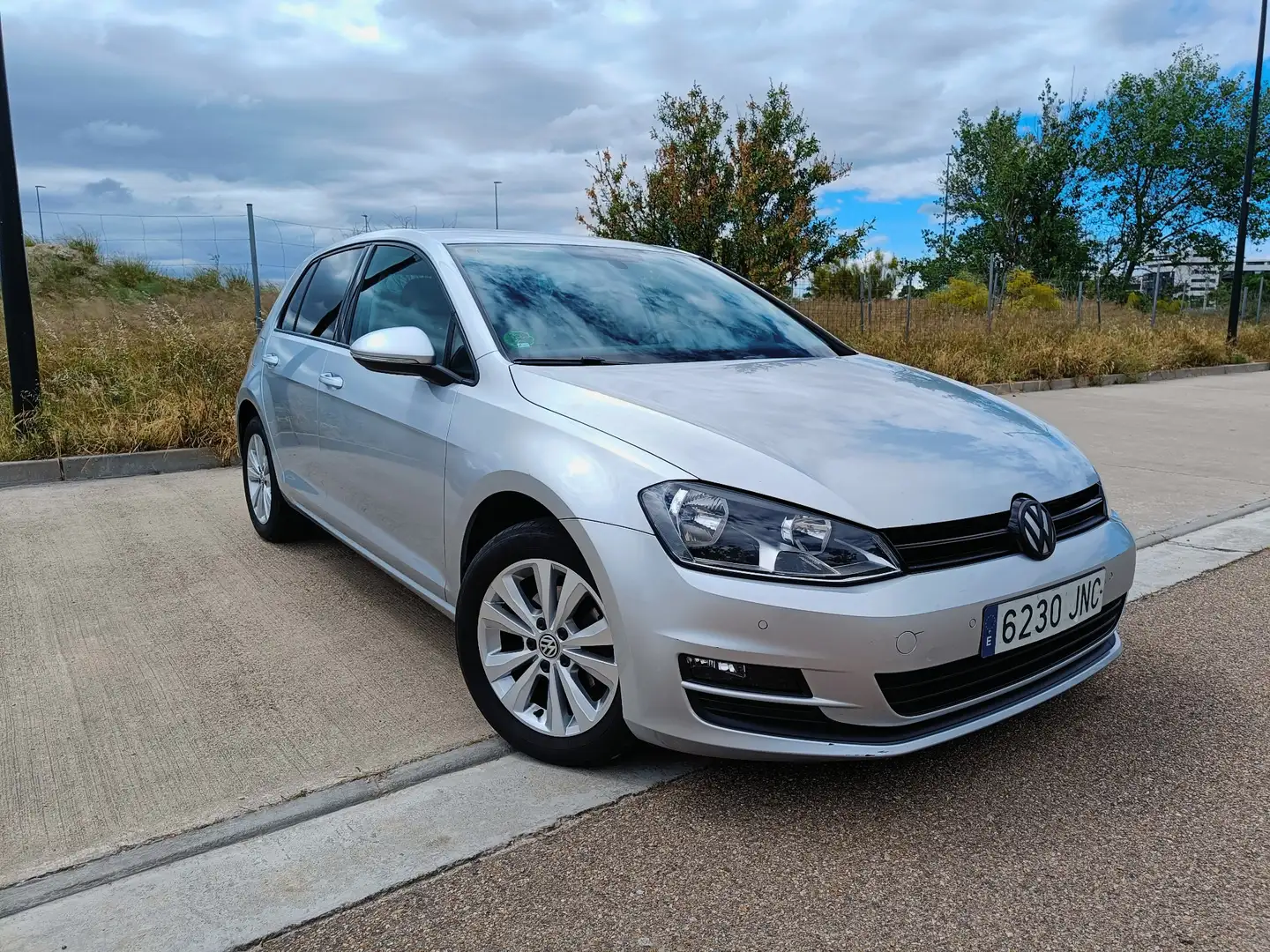 Volkswagen Golf 1.2 TSI BMT Edition 110 - 1