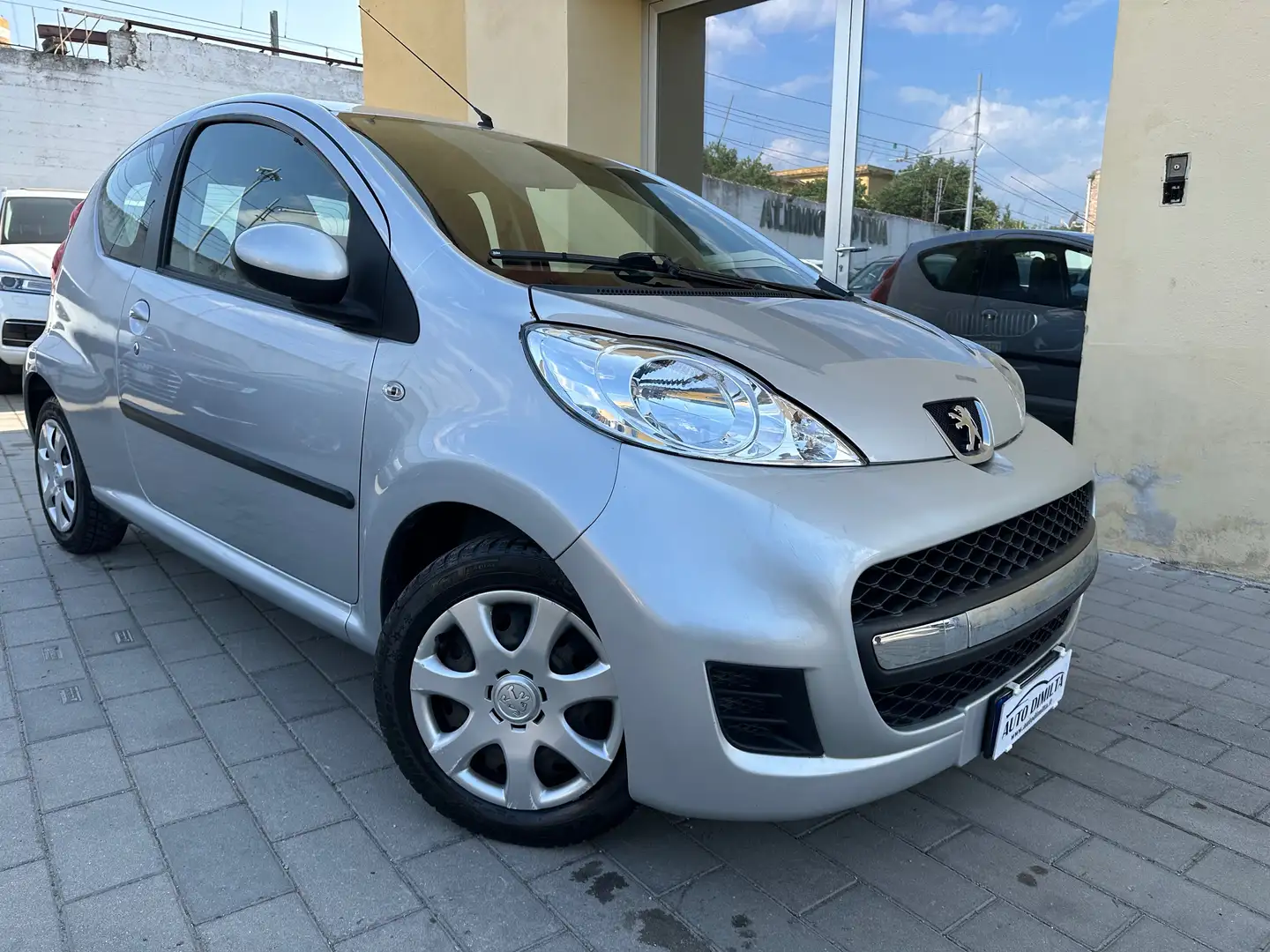 Peugeot 107 CLIMA Argento - 1