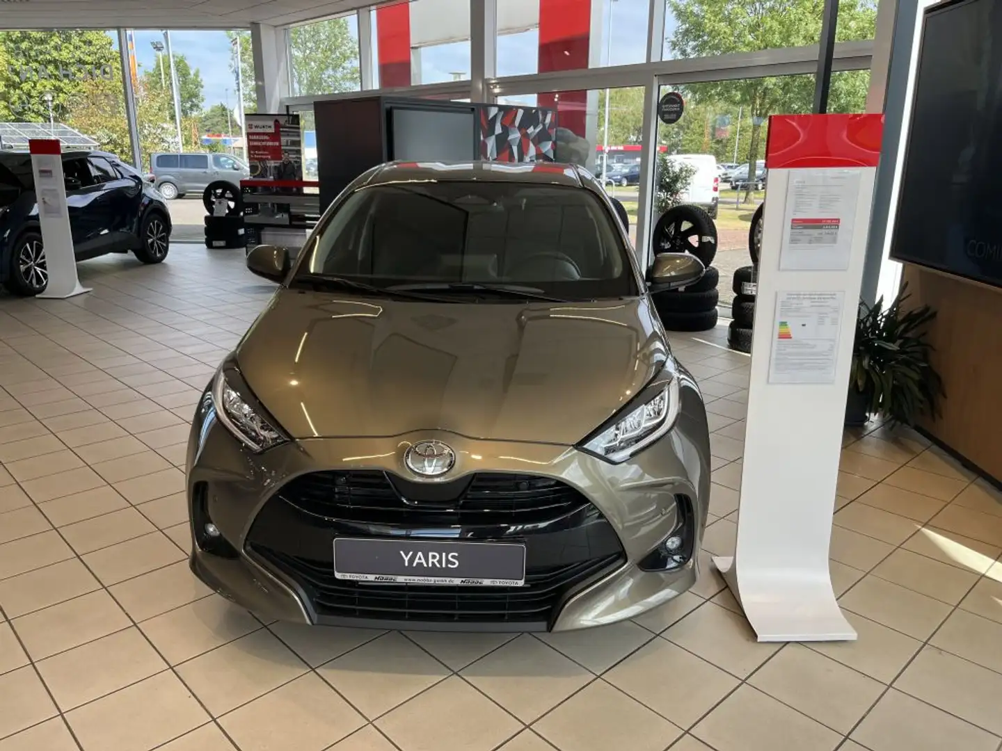 Toyota Yaris Hybrid 116 1.5 VVT-i Teamplayer * 1.99% Zins* - 2