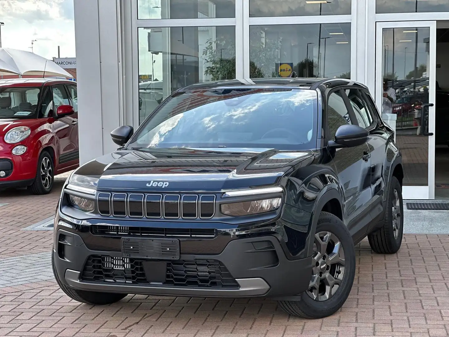 Jeep Avenger 1.2 turbo Longitude fwd 100cv Nero - 1