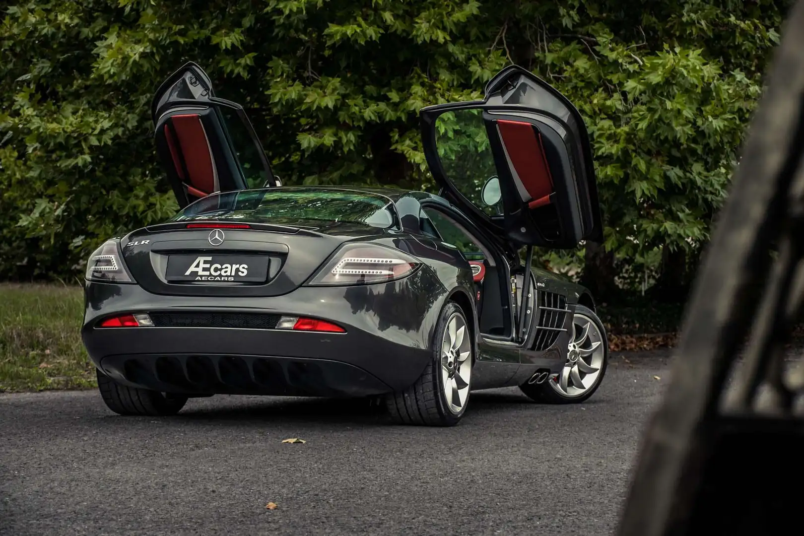 Mercedes-Benz SLR McLaren *** 1 OWNER / FULL HISTORY / BELGIAN *** Gri - 2