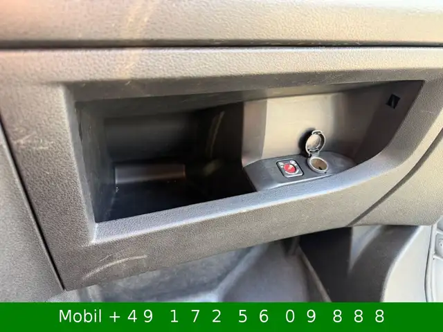 Opel Vivaro view 6