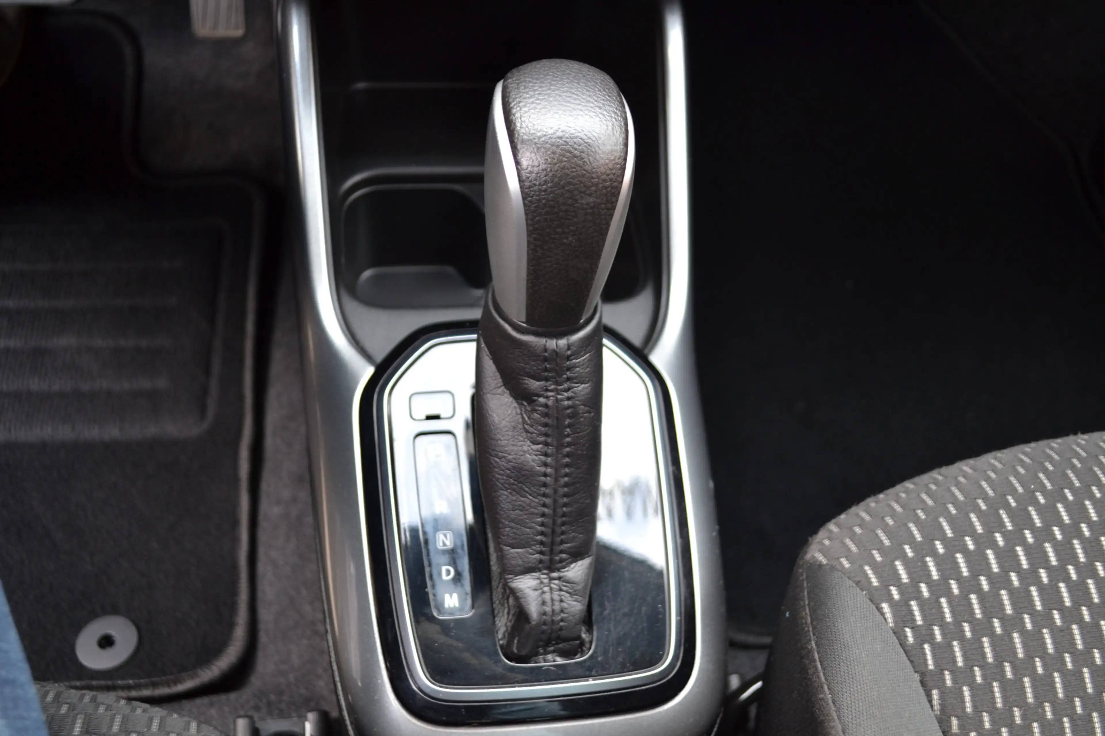 Suzuki Ignis 1.2 Smart Hybrid Select — photo 18