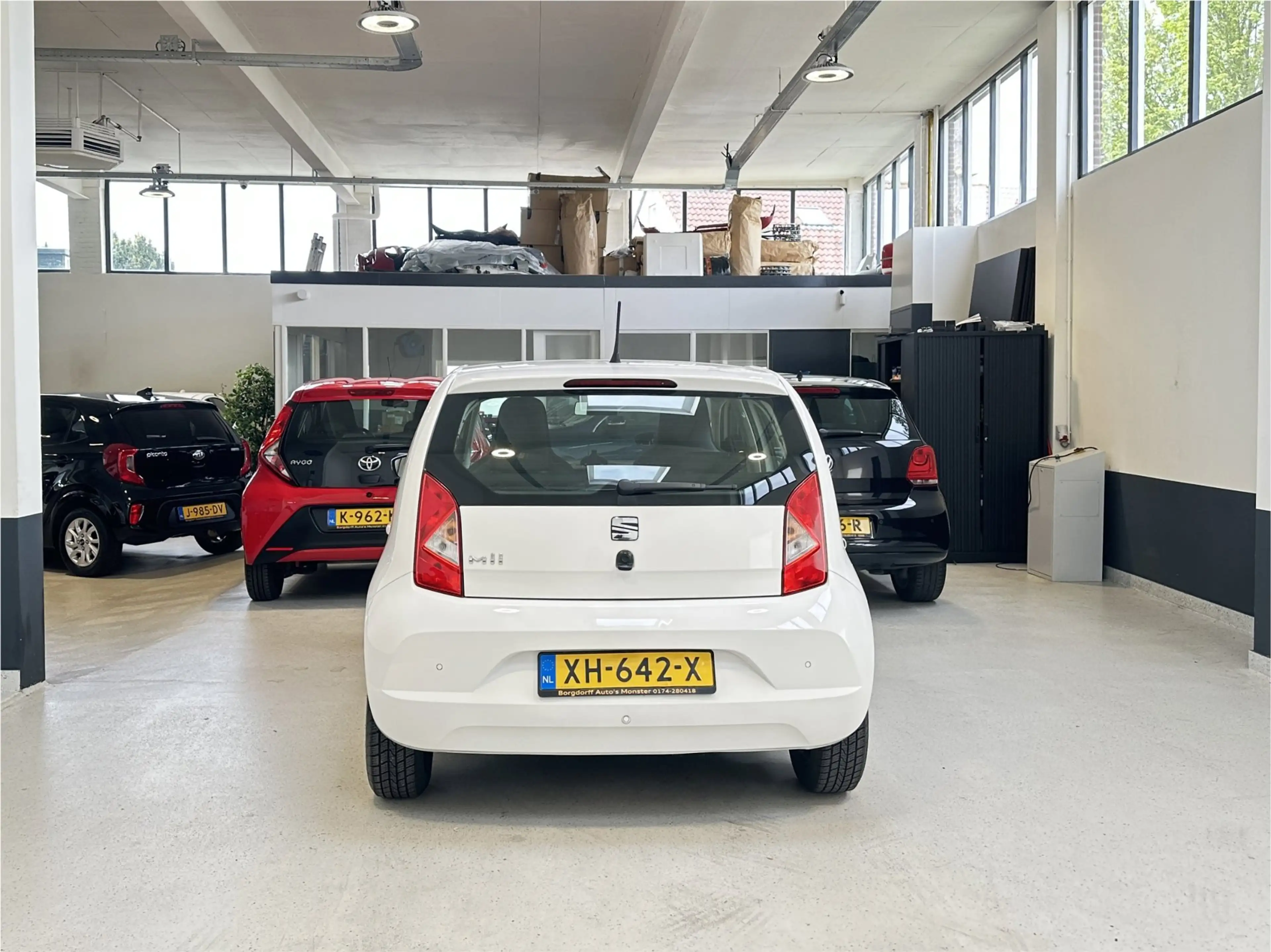 SEAT Mii 1.0 Style Intense | NL | Parkeersensoren | Airco | — photo 4