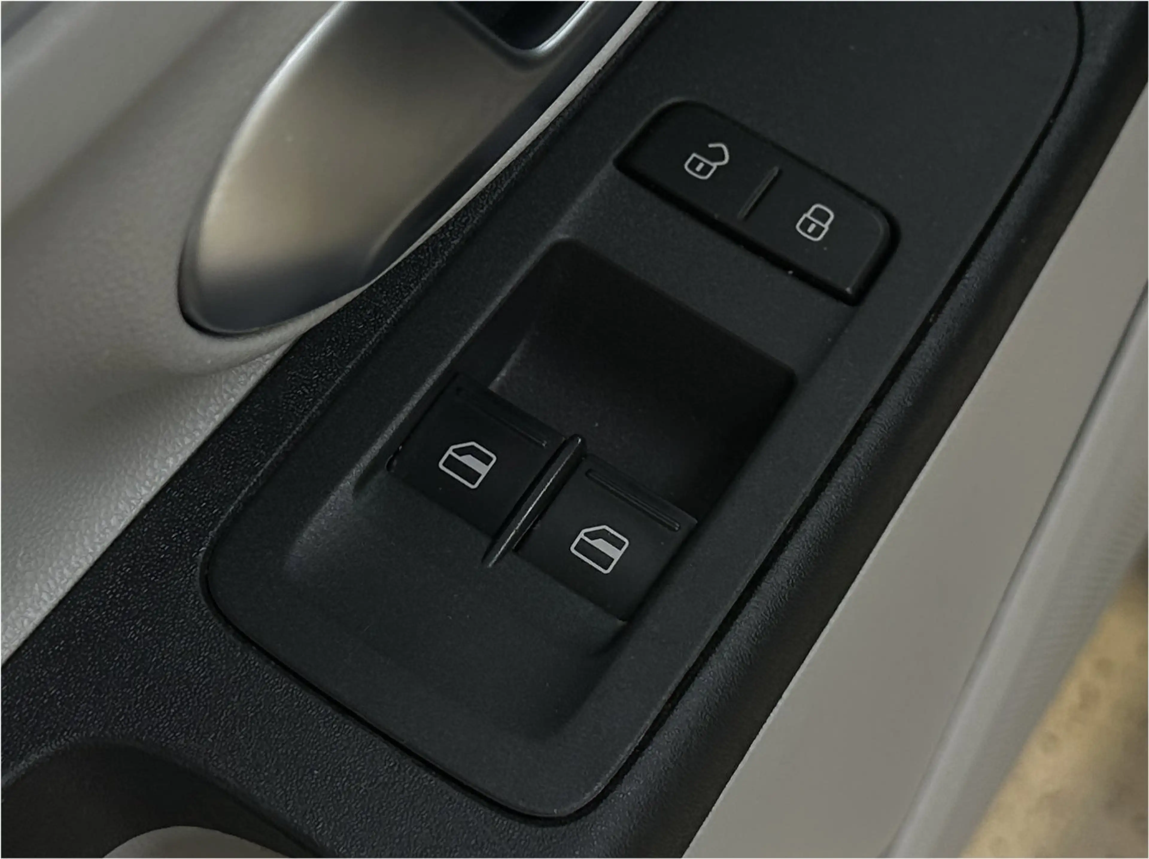 SEAT Mii 1.0 Style Intense | NL | Parkeersensoren | Airco | — photo 23