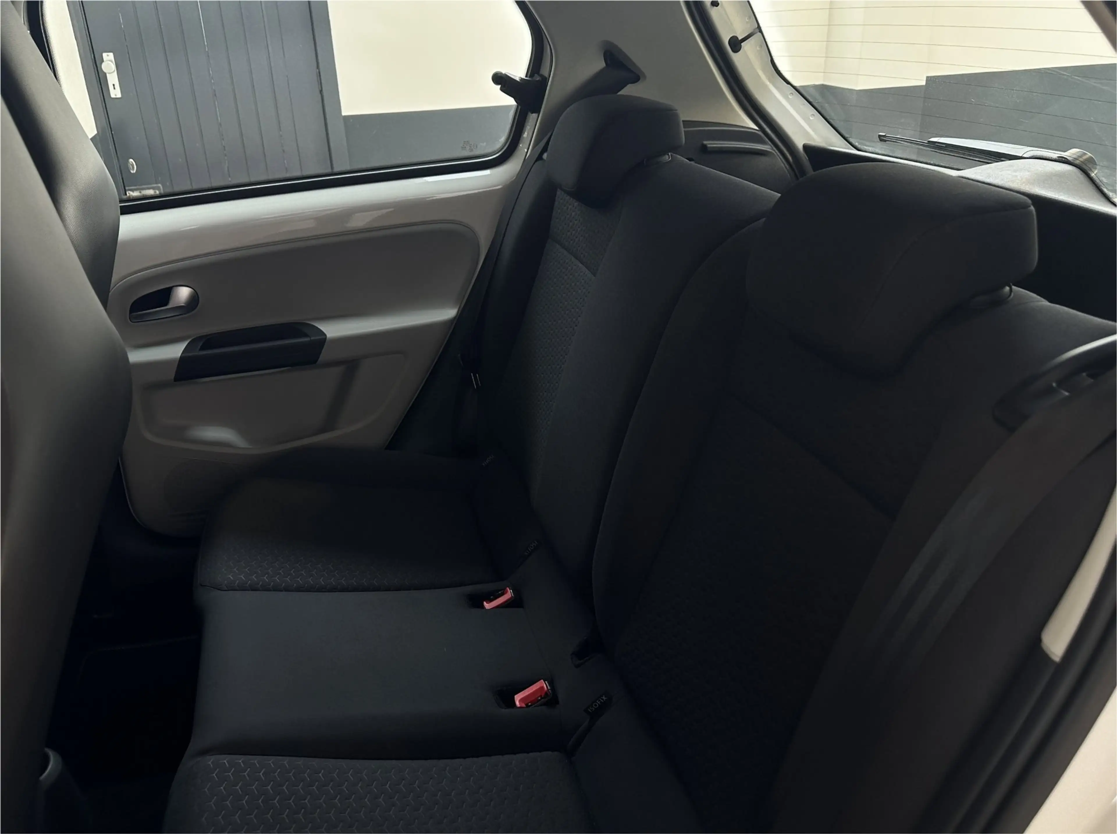 SEAT Mii 1.0 Style Intense | NL | Parkeersensoren | Airco | — photo 29
