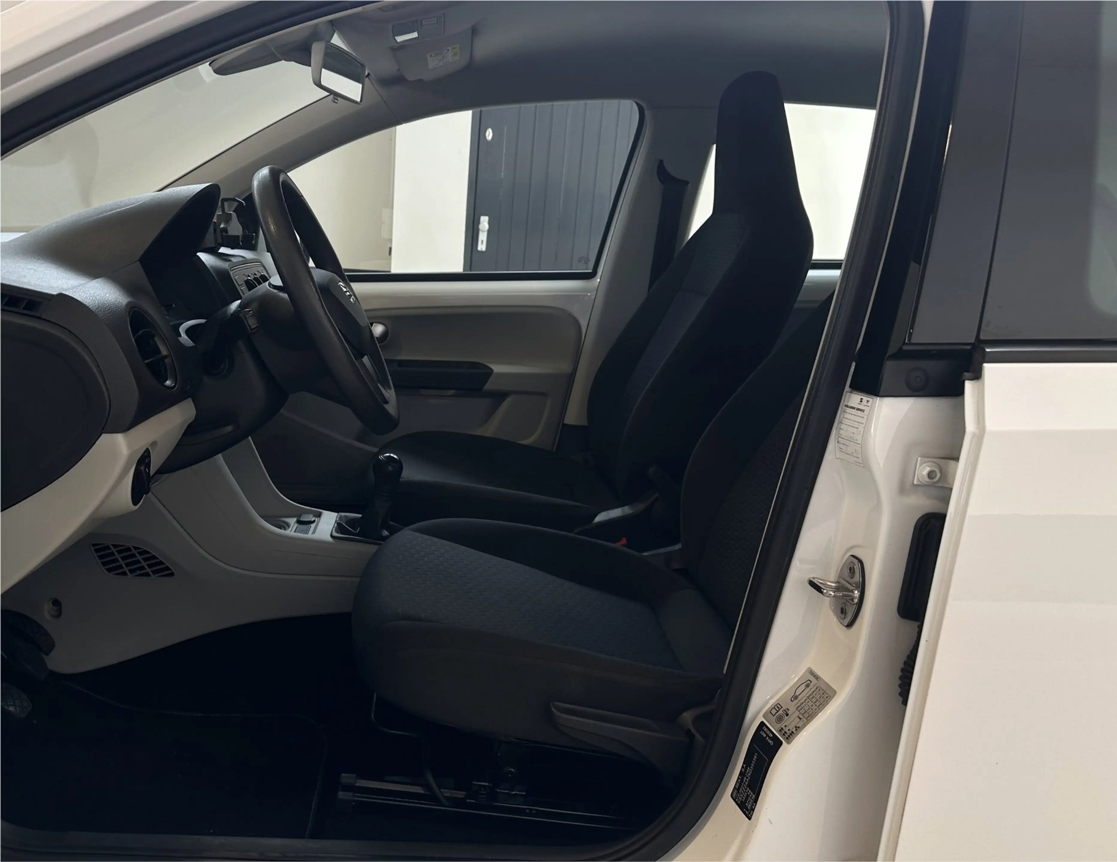 SEAT Mii 1.0 Style Intense | NL | Parkeersensoren | Airco | — photo 25