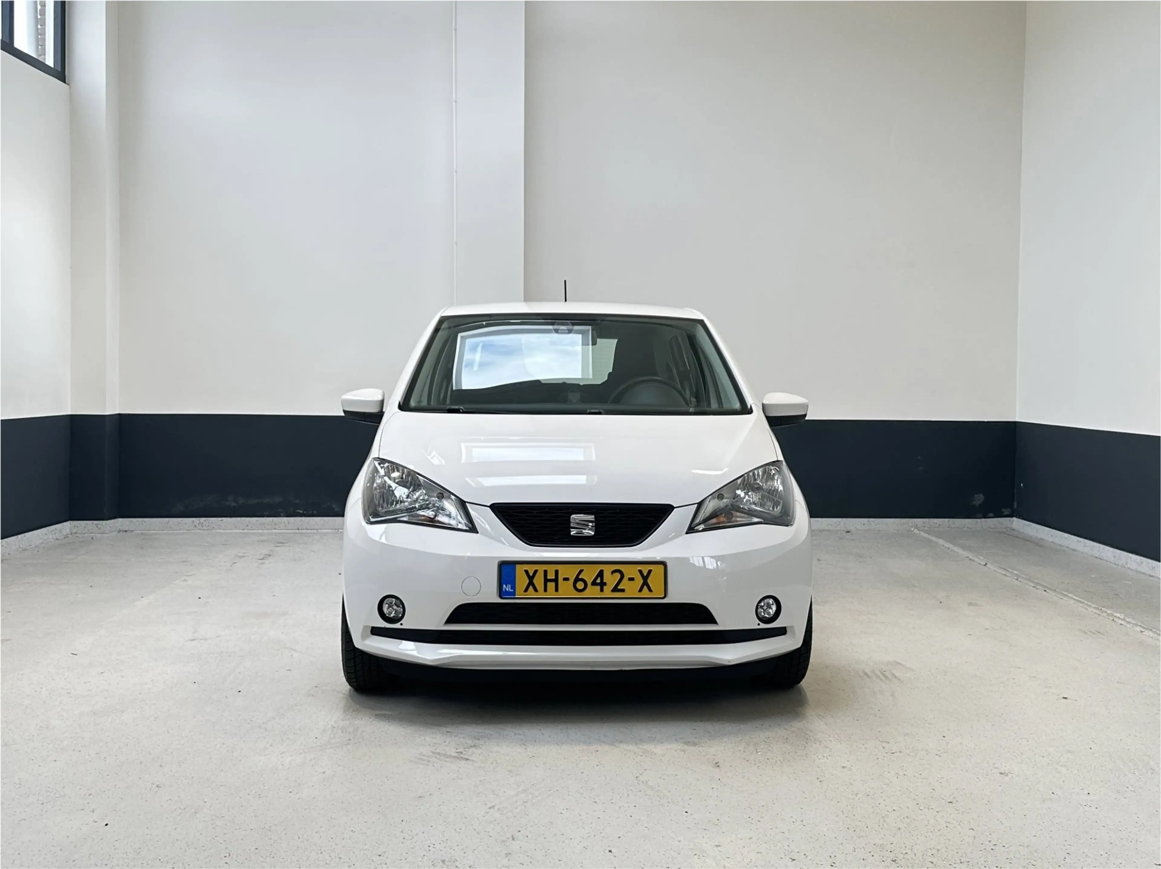 SEAT Mii 1.0 Style Intense | NL | Parkeersensoren | Airco | — photo 3