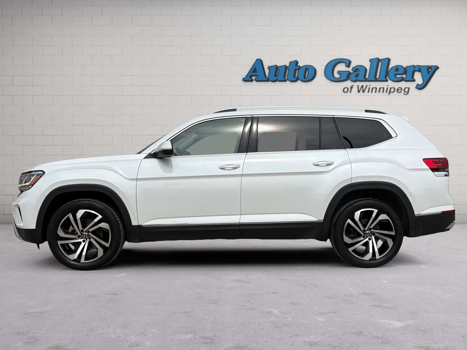 used 2023 Volkswagen Atlas car, priced at $36,410