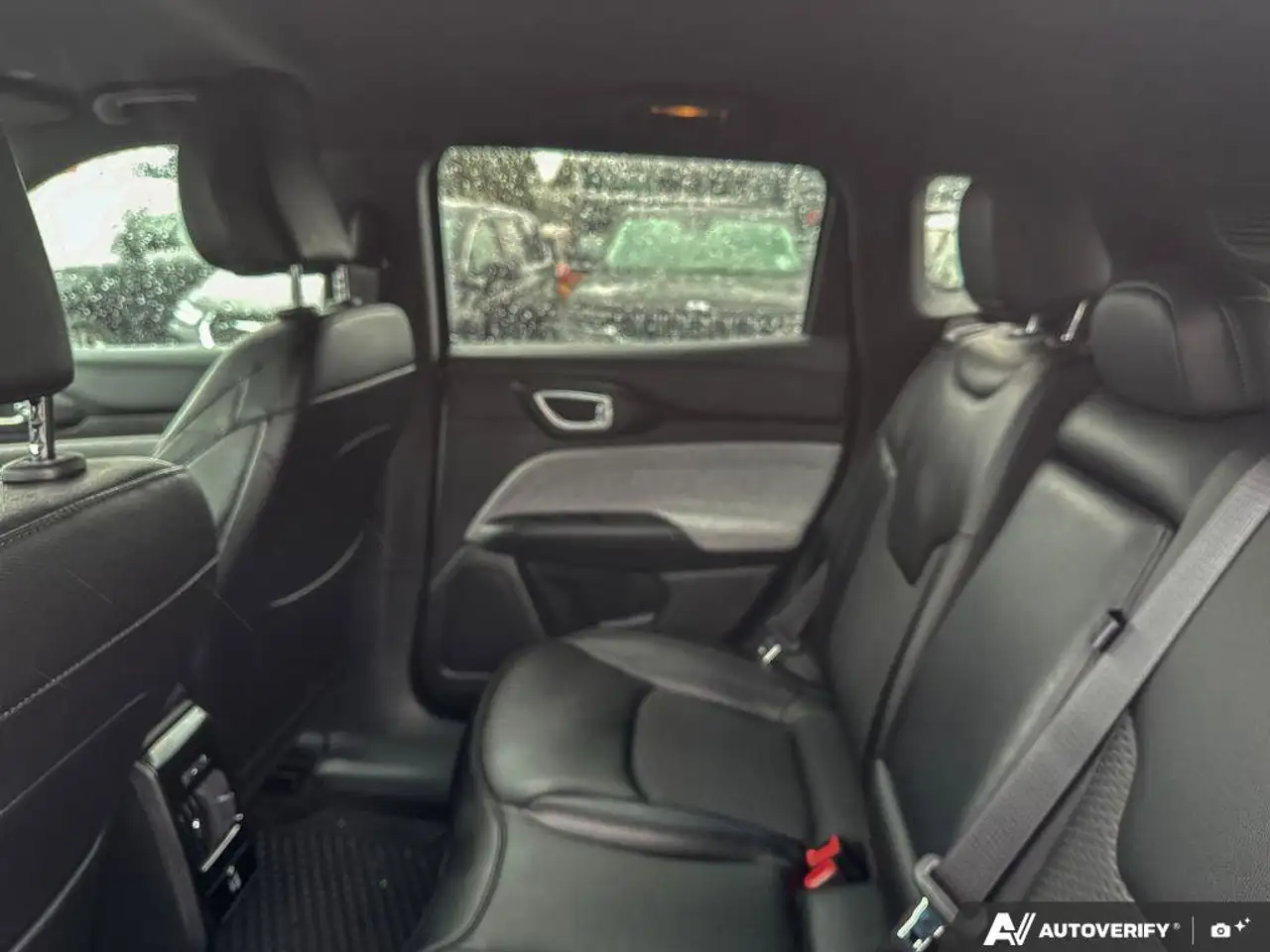 Jeep Compass снимка Jeep Compass