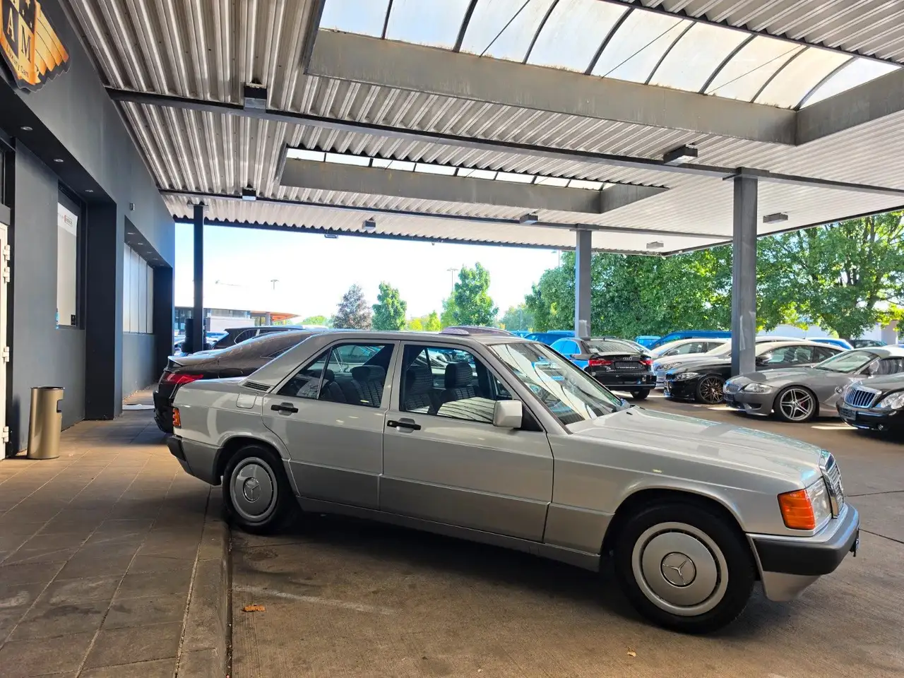 Mercedes-Benz 190 2.0 Schiebedach/SILBER/AHK/2.Hand/Rostfrei, foto 11