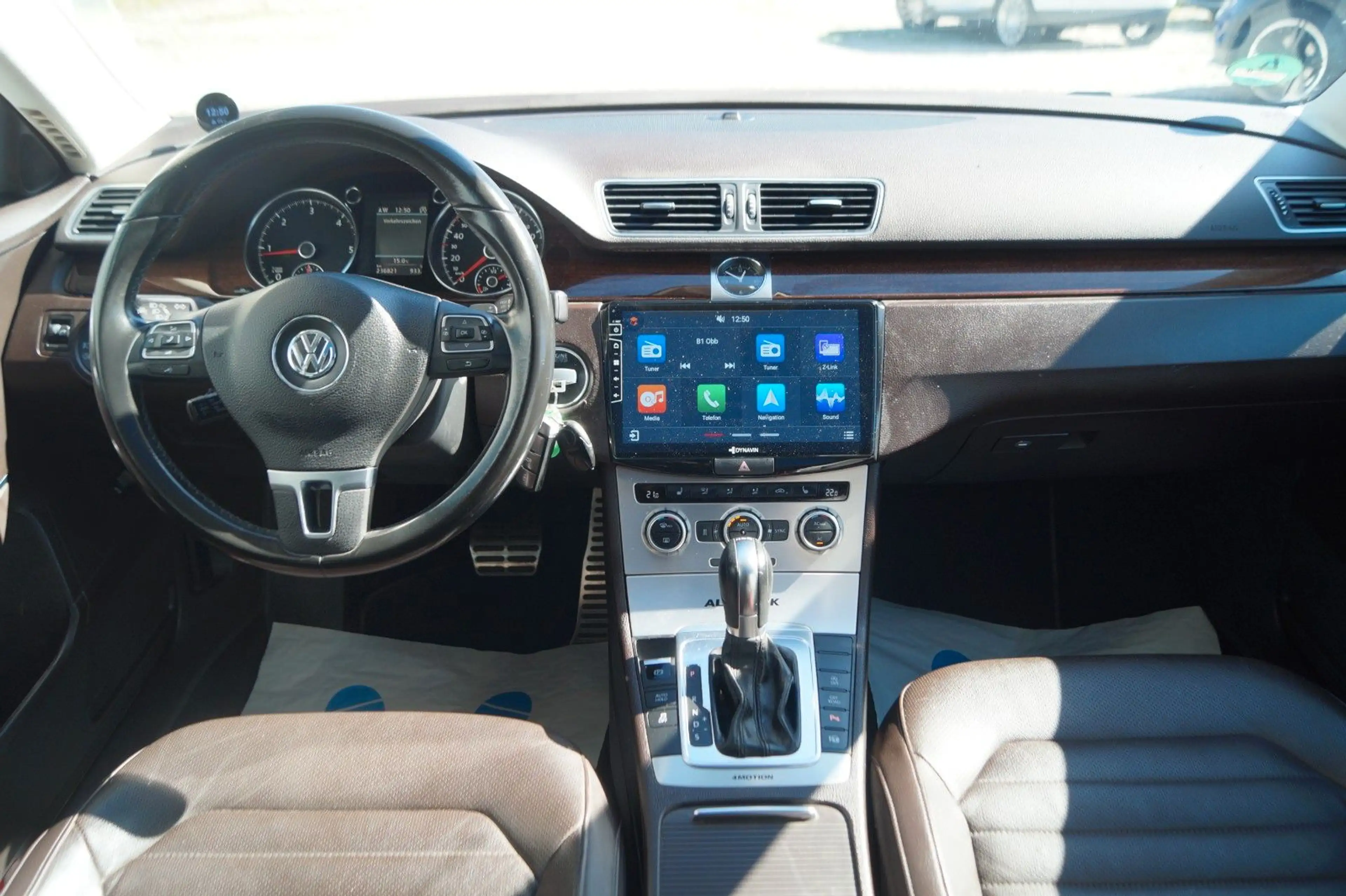 Volkswagen Passat Alltrack Variant 4Motion BMT|DSG|LEDER| — photo 9