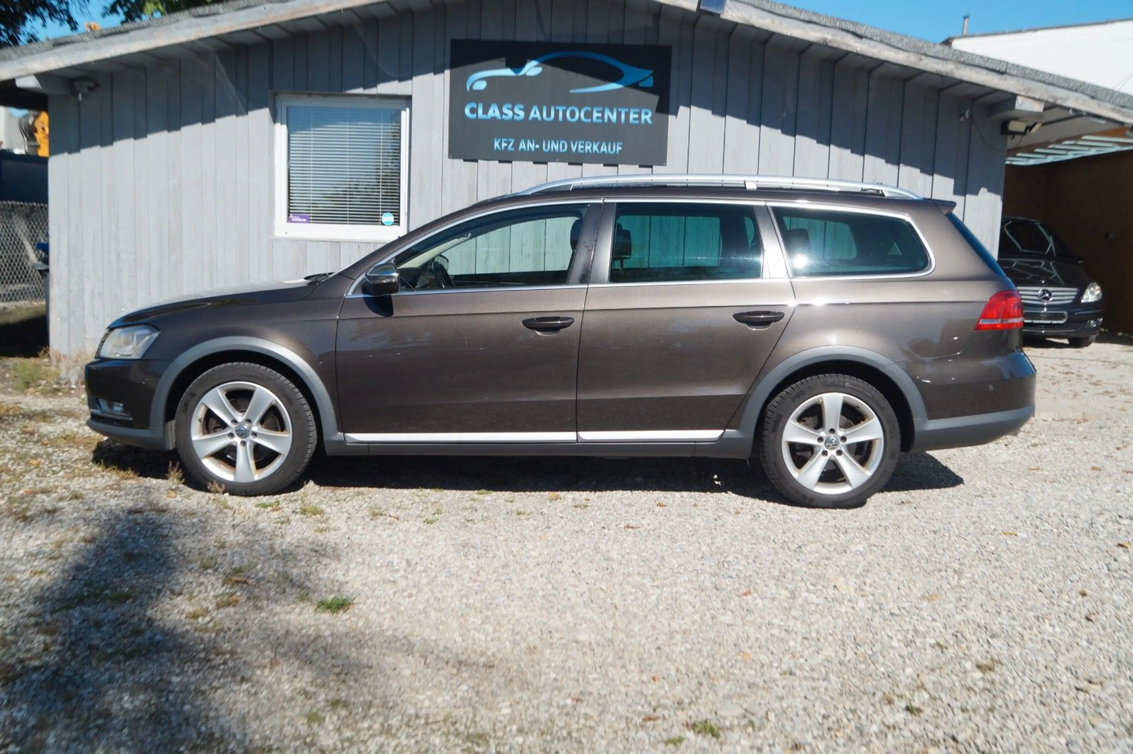 Volkswagen Passat Alltrack Variant 4Motion BMT|DSG|LEDER| — photo 2