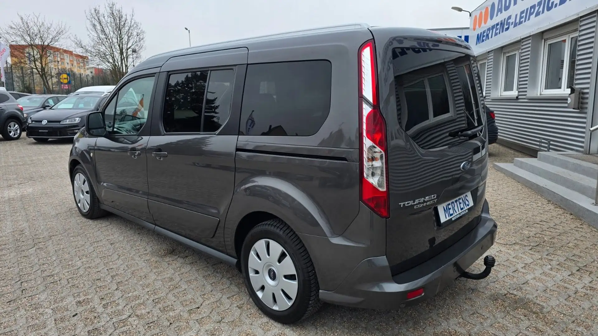 Ford Grand Tourneo Titanium Pano 7 Sitze SHZ PDC Gris - 2
