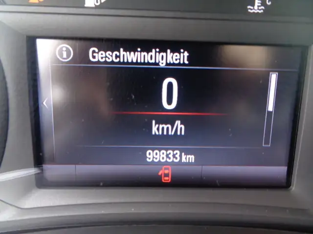 Opel Mokka X view 9