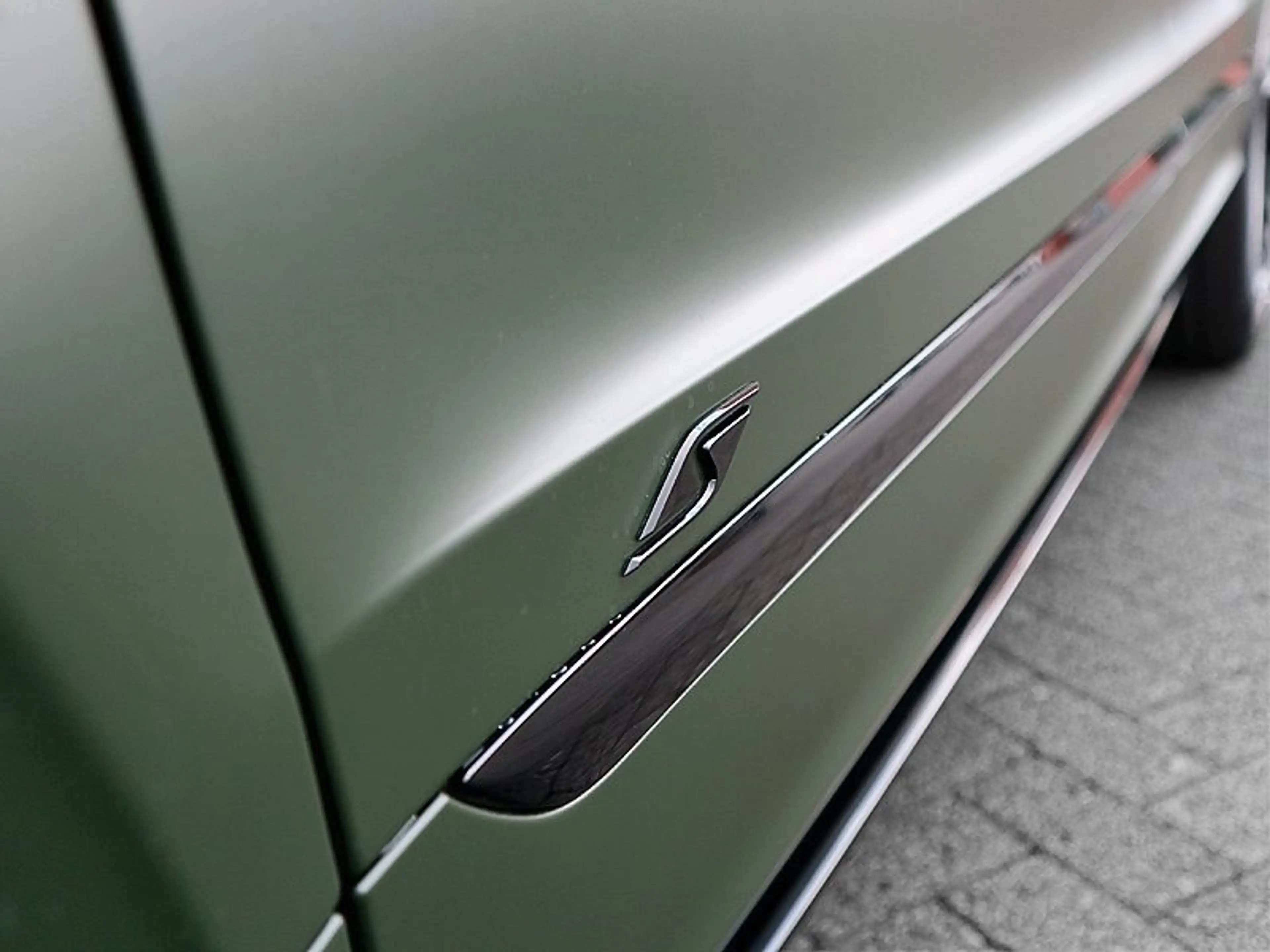 Bentley Bentayga V8 S  *Satin*Naim*Parking Heater* — photo 9