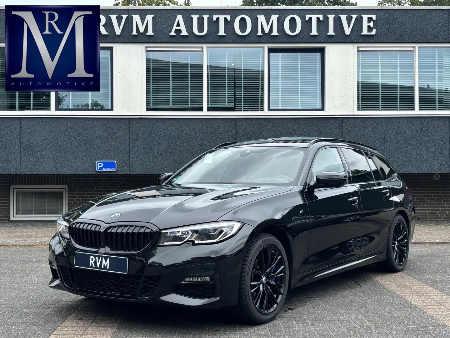 BMW 330 3-serie Touring 330e M SPORT | LASER LED | 360 CAM Zwart - 1