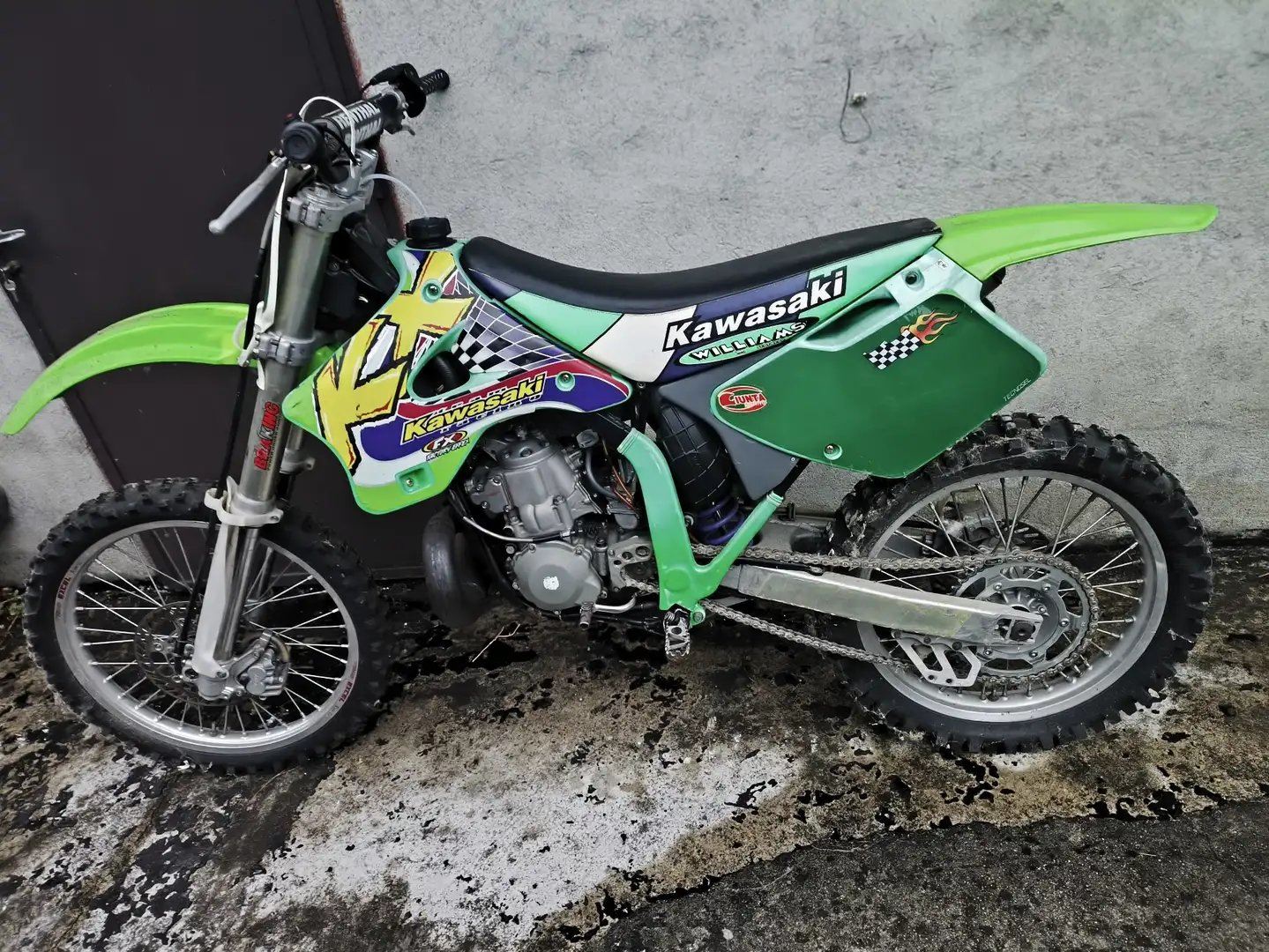 Kawasaki KX 250 Verde - 2