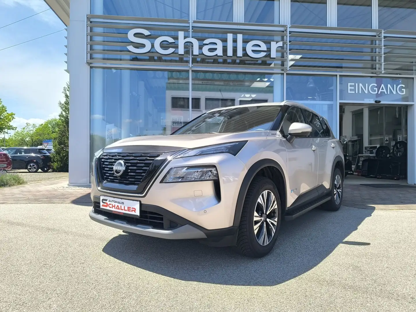Nissan X-Trail 1.5 VC-T e-POWER Automatik 204PS N-Conne Silber - 2