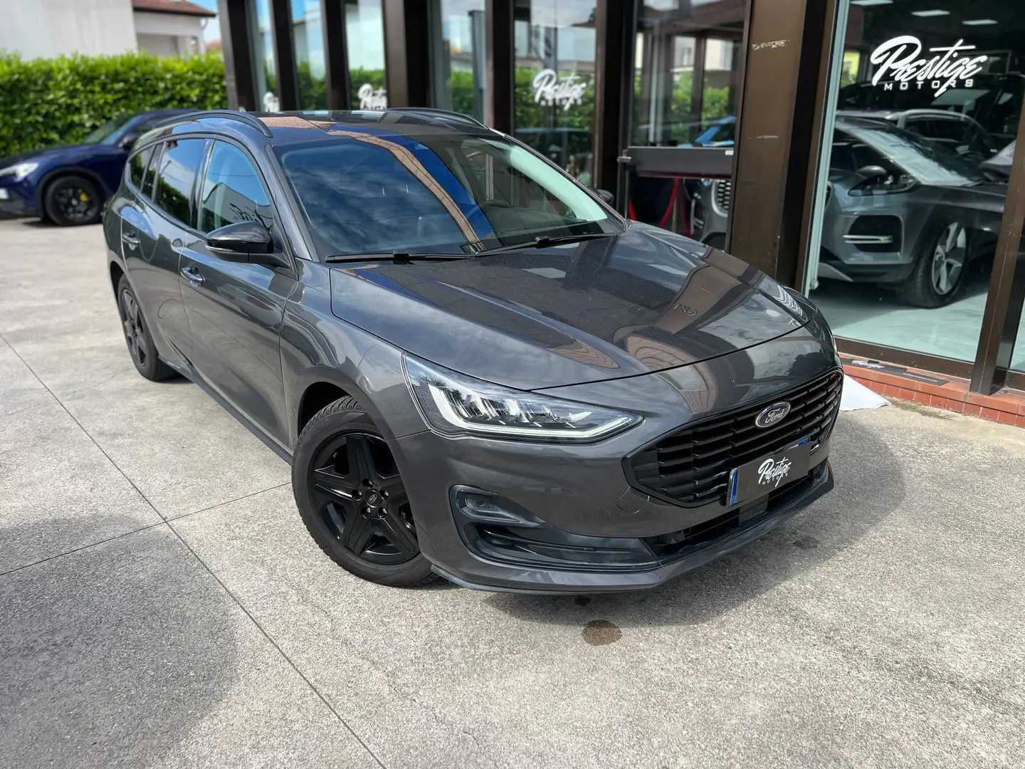Ford Focus Focus SW 1.5 ecoblue 120cv auto Grigio - 1