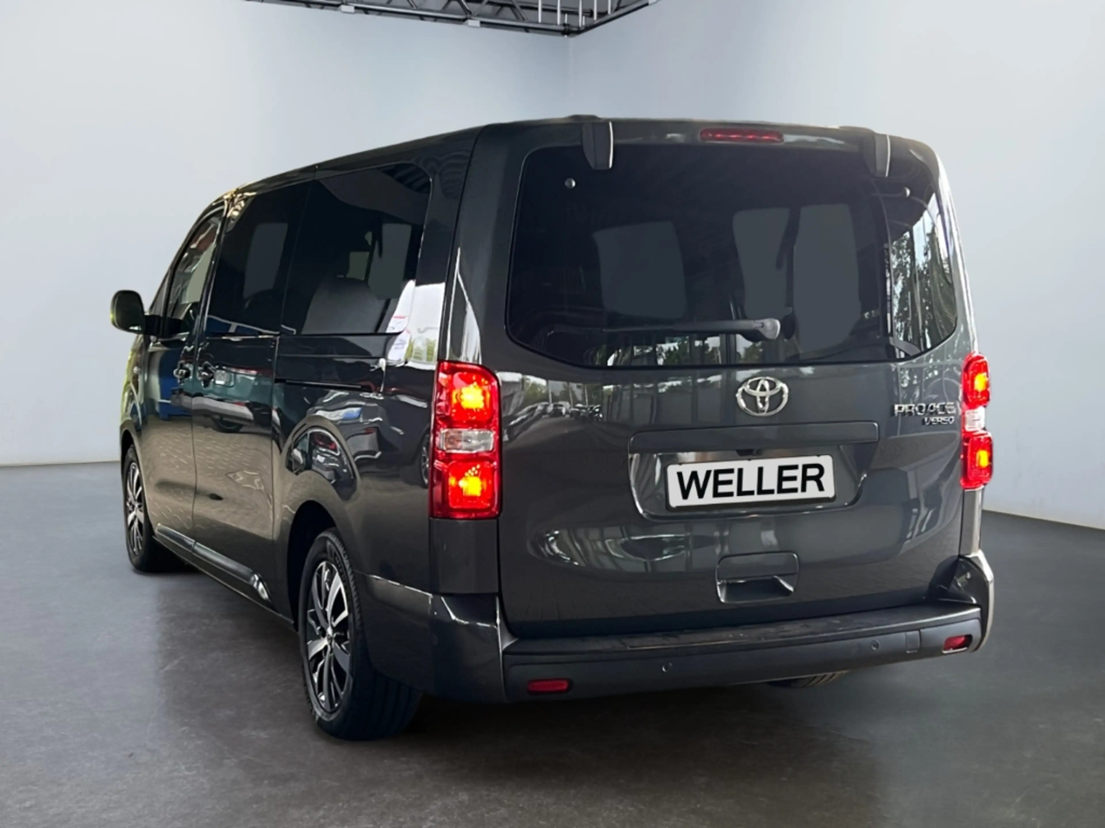 Toyota Proace Verso 2.0 D-4D L2 Team D *LED*CAM*ACC*SHZ* — photo 7