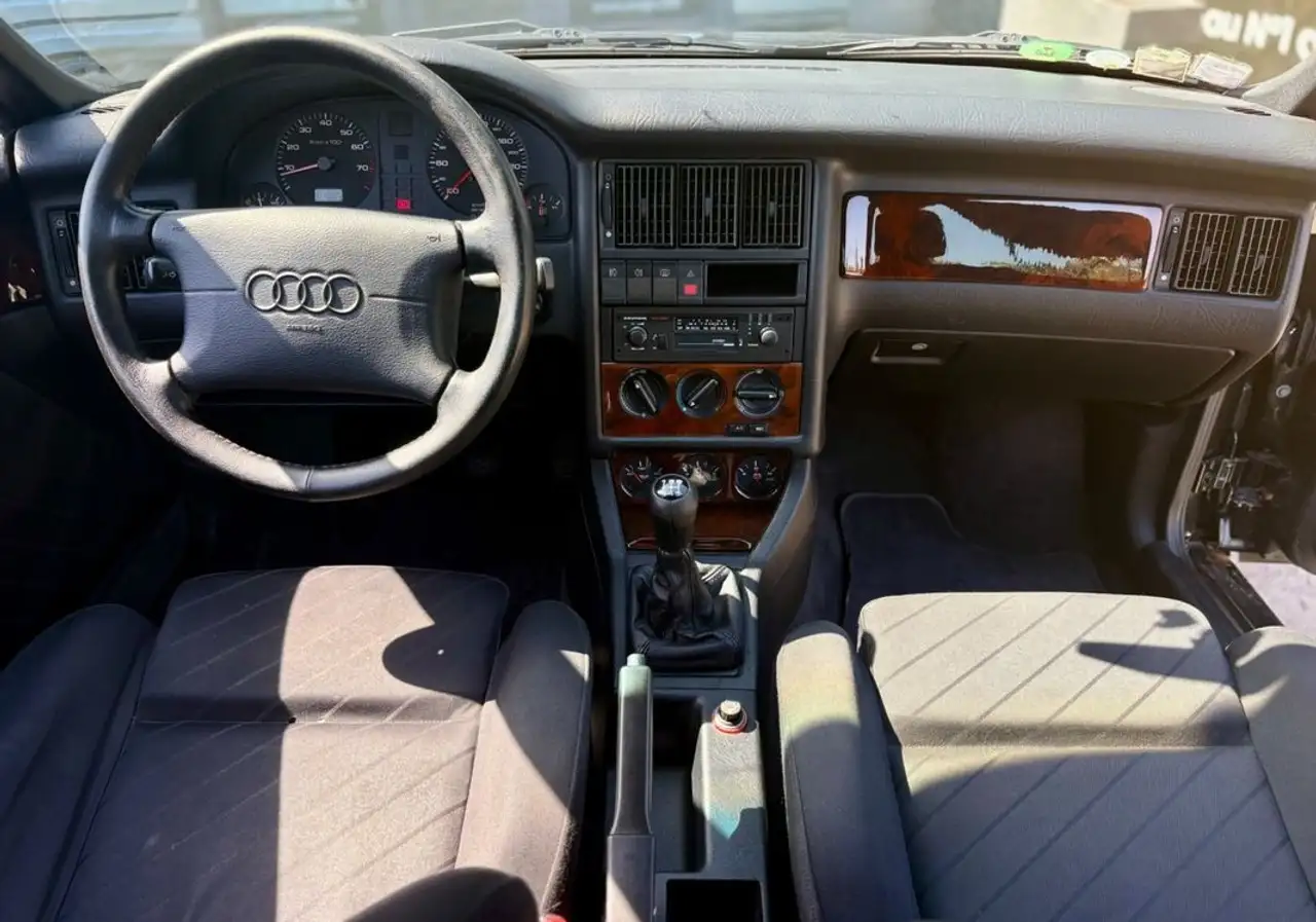 Audi 80 Coupé 2.6 V6 150ch 1996 Exellent état Echappement sur mesure INOX Youngtimer, foto 10