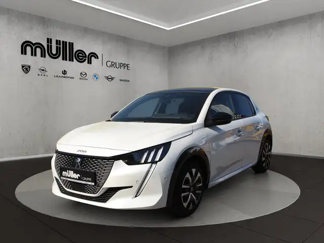 Peugeot e-208 GT Pack