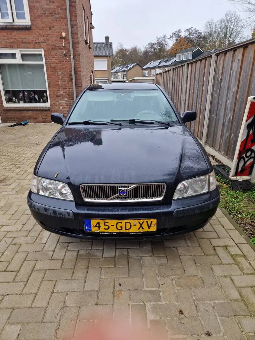 Volvo V40 1.8 Dynamic Zwart - 1