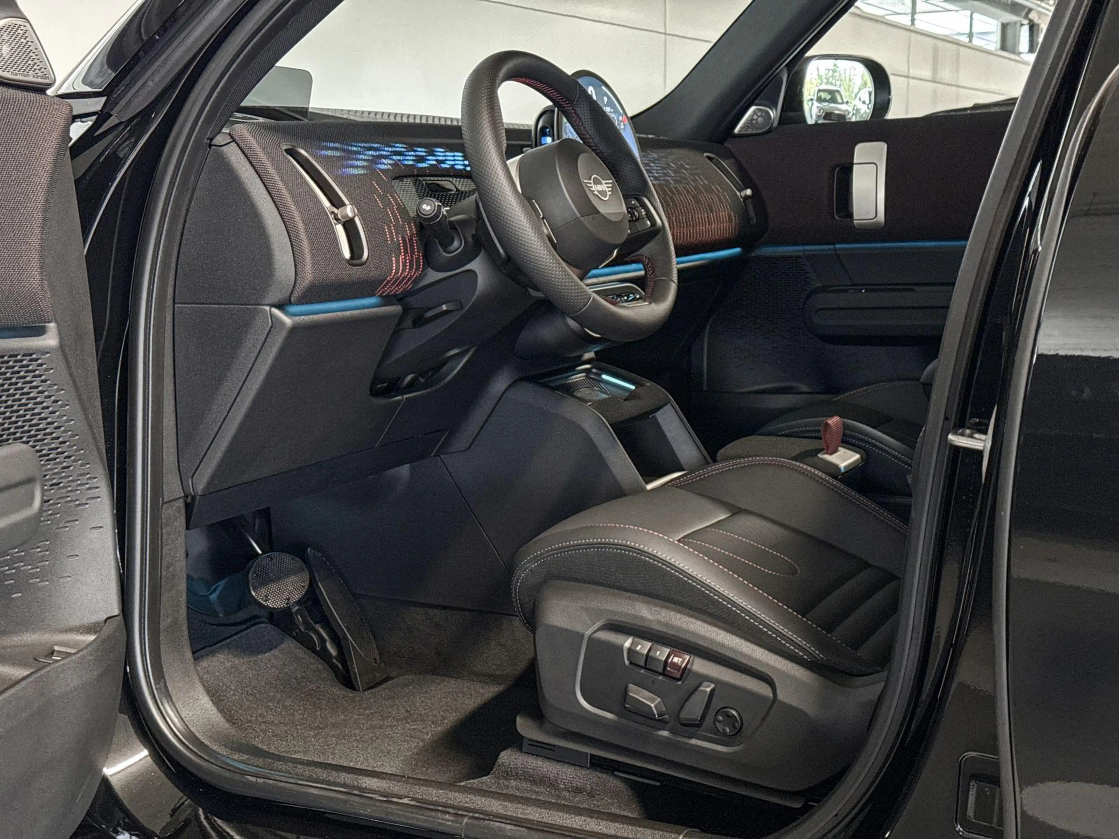 MINI John Cooper Works Countryman S ALL4 XL — photo 8