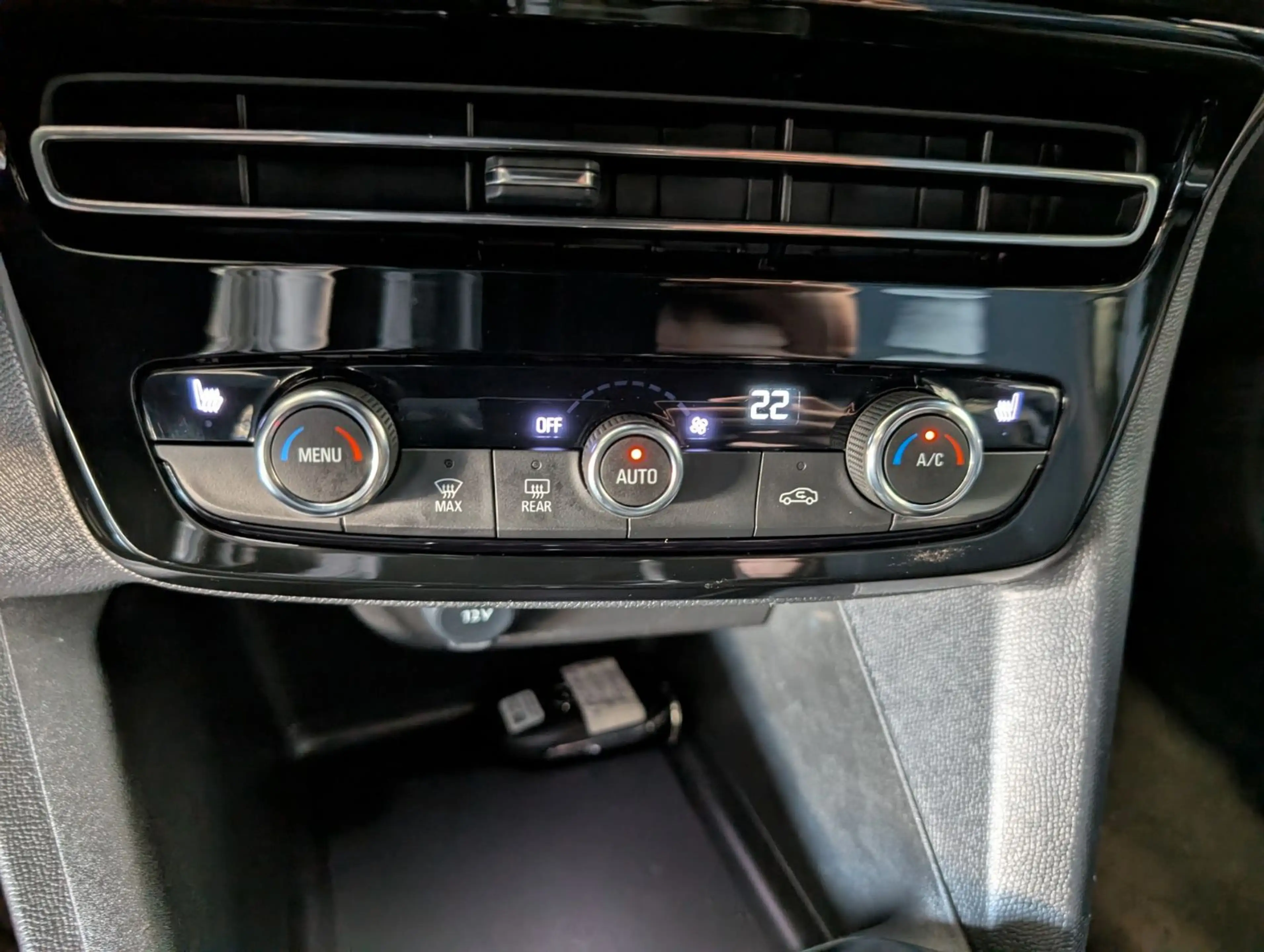 Opel Mokka SH LH TWW ACC Navi Android Apple LED — photo 14