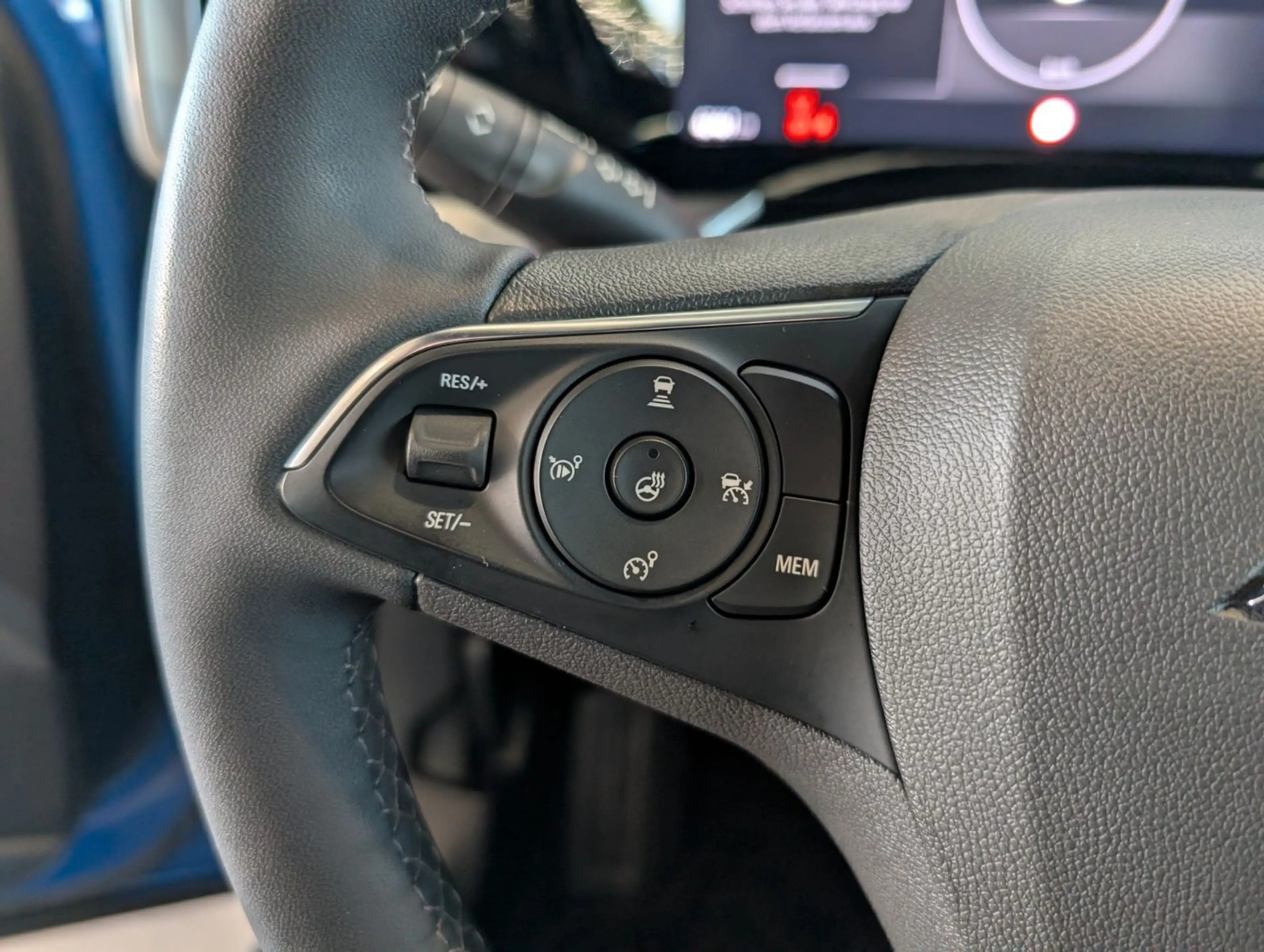 Opel Mokka SH LH TWW ACC Navi Android Apple LED — photo 11