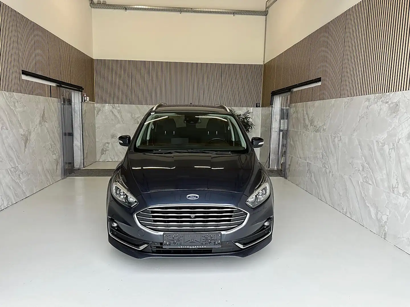 Ford Galaxy 2,0 Eco Blue SCR AWD Titanium Aut., 7 Sitze, 19... Blau - 2
