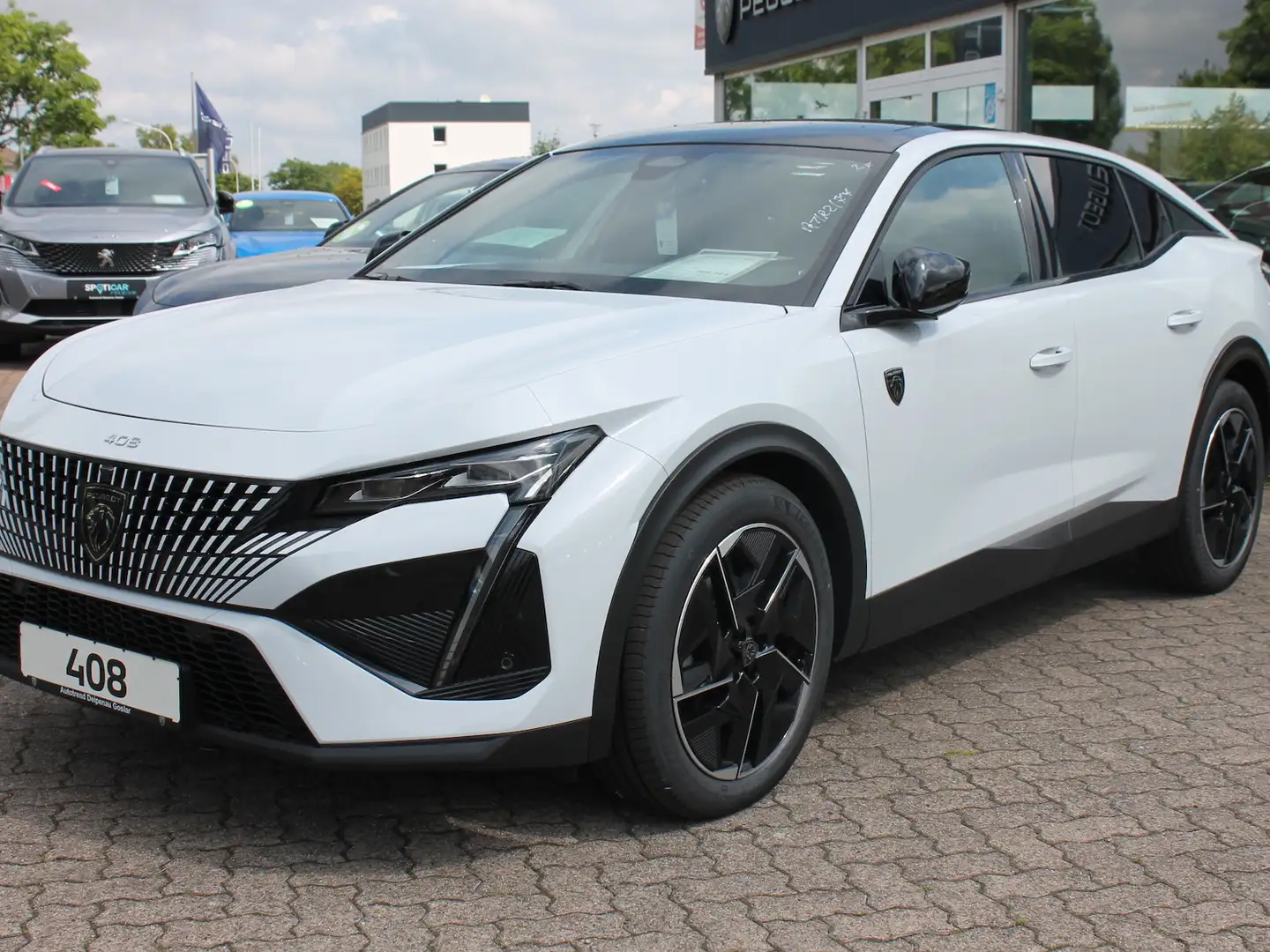 Peugeot 408 GT Hybrid 145 e-DSC6 Schiebedach/ AGR Weiß - 1