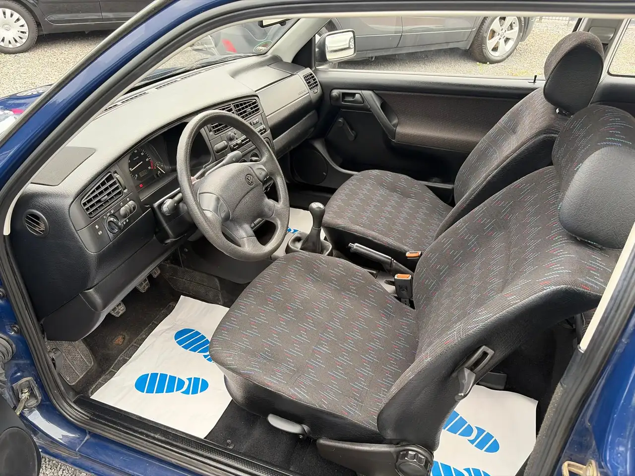 Volkswagen Golf III 1.8l *TÜV/ASU NEU* 1.Hand, foto 10