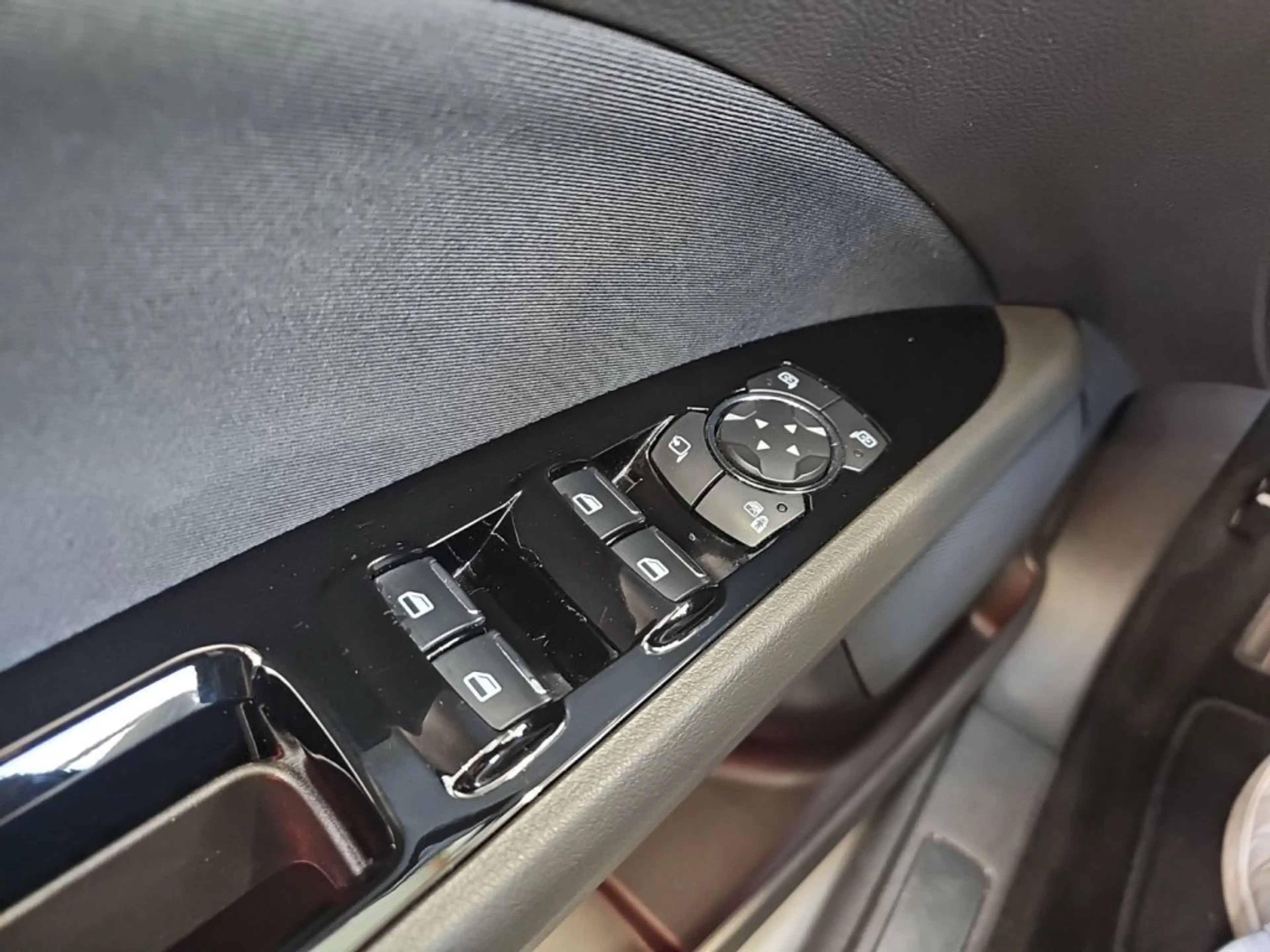 Ford Mondeo Titanium 2,0 EcoBlue SCR Aut. mit AHK — photo 15