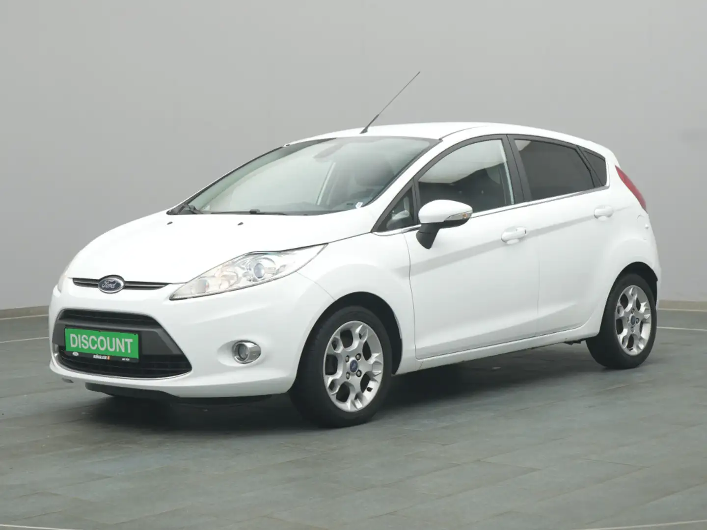 Ford Fiesta Titanium 82PS/Winter-Paket Weiß - 2