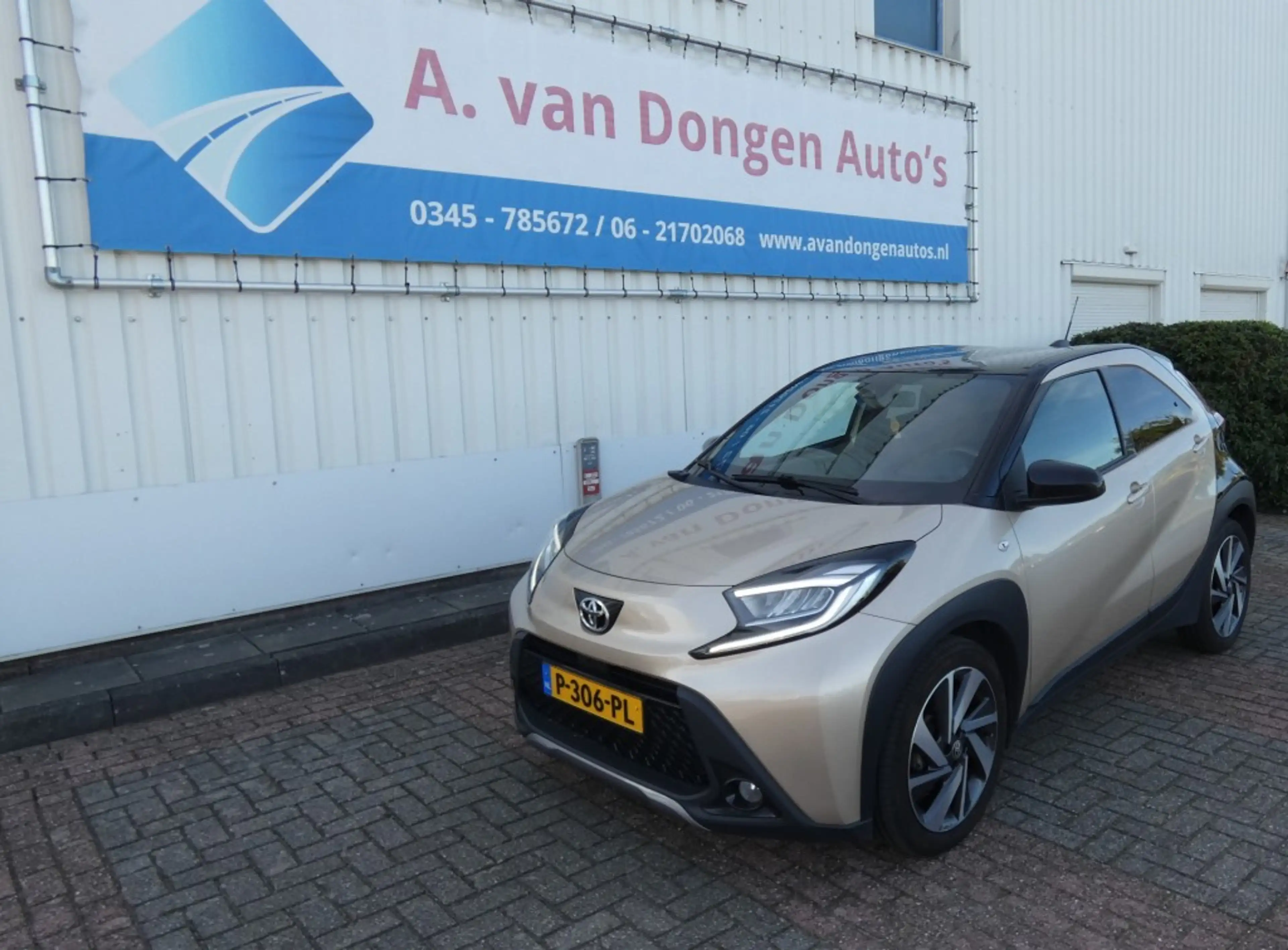Toyota Aygo X 1.0 VVT-I MT ENVY,Navi,Camera,JBL,Clima,APPLE,ANDR — photo 2