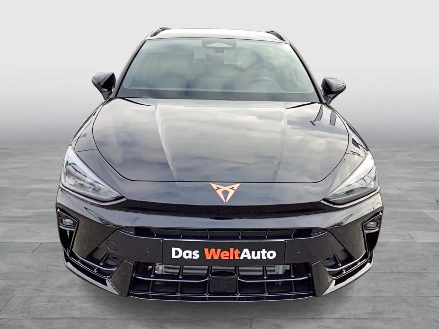 CUPRA Leon 1.5 eTSI DSG Schwarz - 2