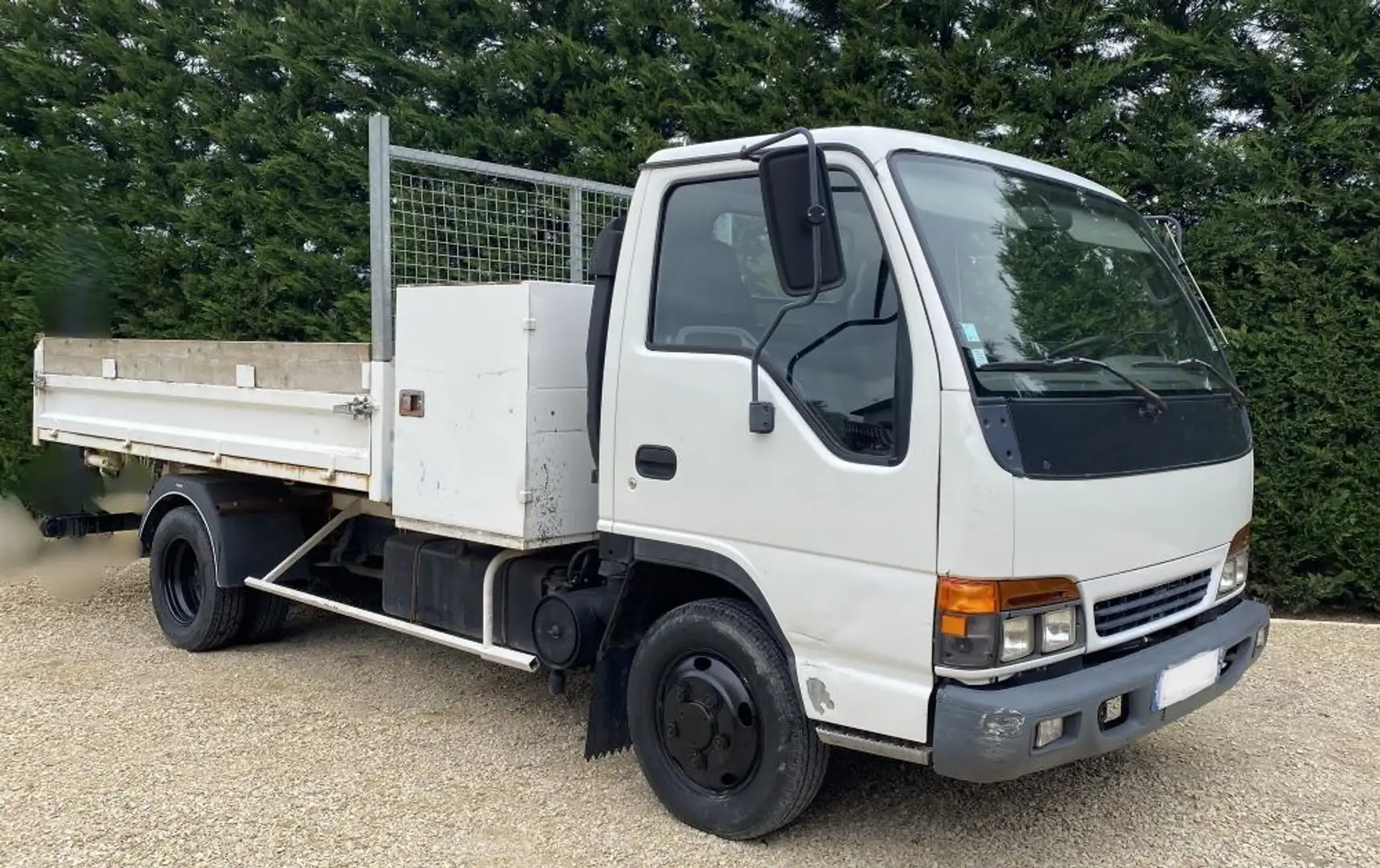 Isuzu NPR Weiß - 2