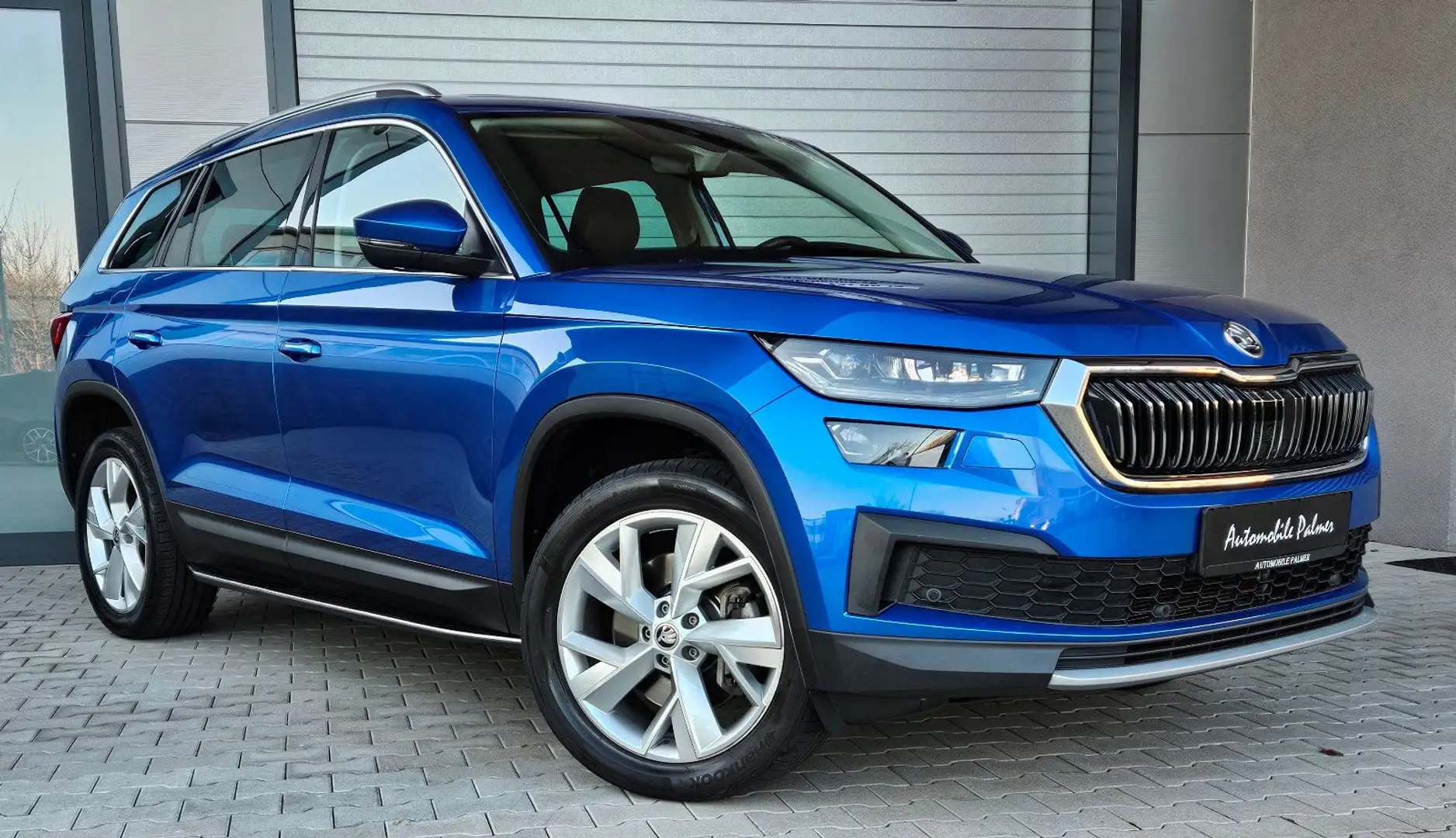 Skoda Kodiaq 2.0 TDI 147kW DSG 4x4 STYLE 19 Zoll Blau - 2