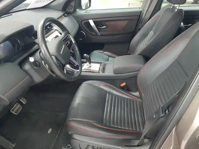 Land Rover Discovery view 7