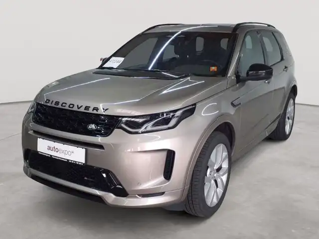 Land Rover Discovery view 2