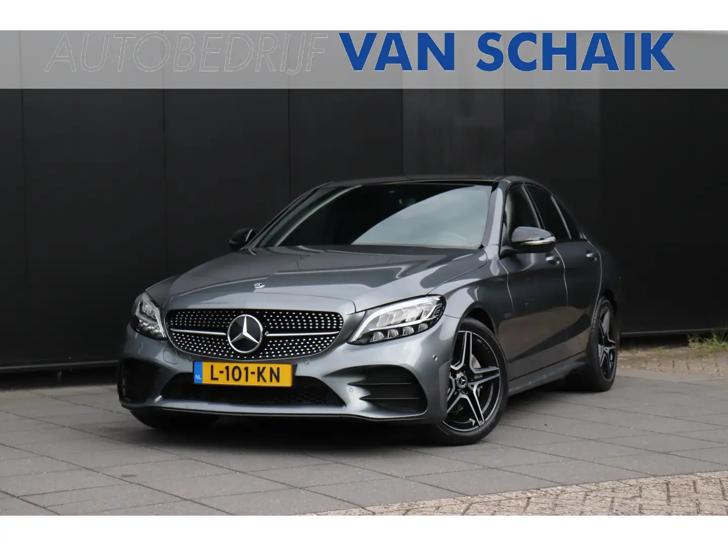 Mercedes-Benz C 180 AMG LINE | PANO | STOELVERW. | HALF LEDER | LED | Grijs - 1