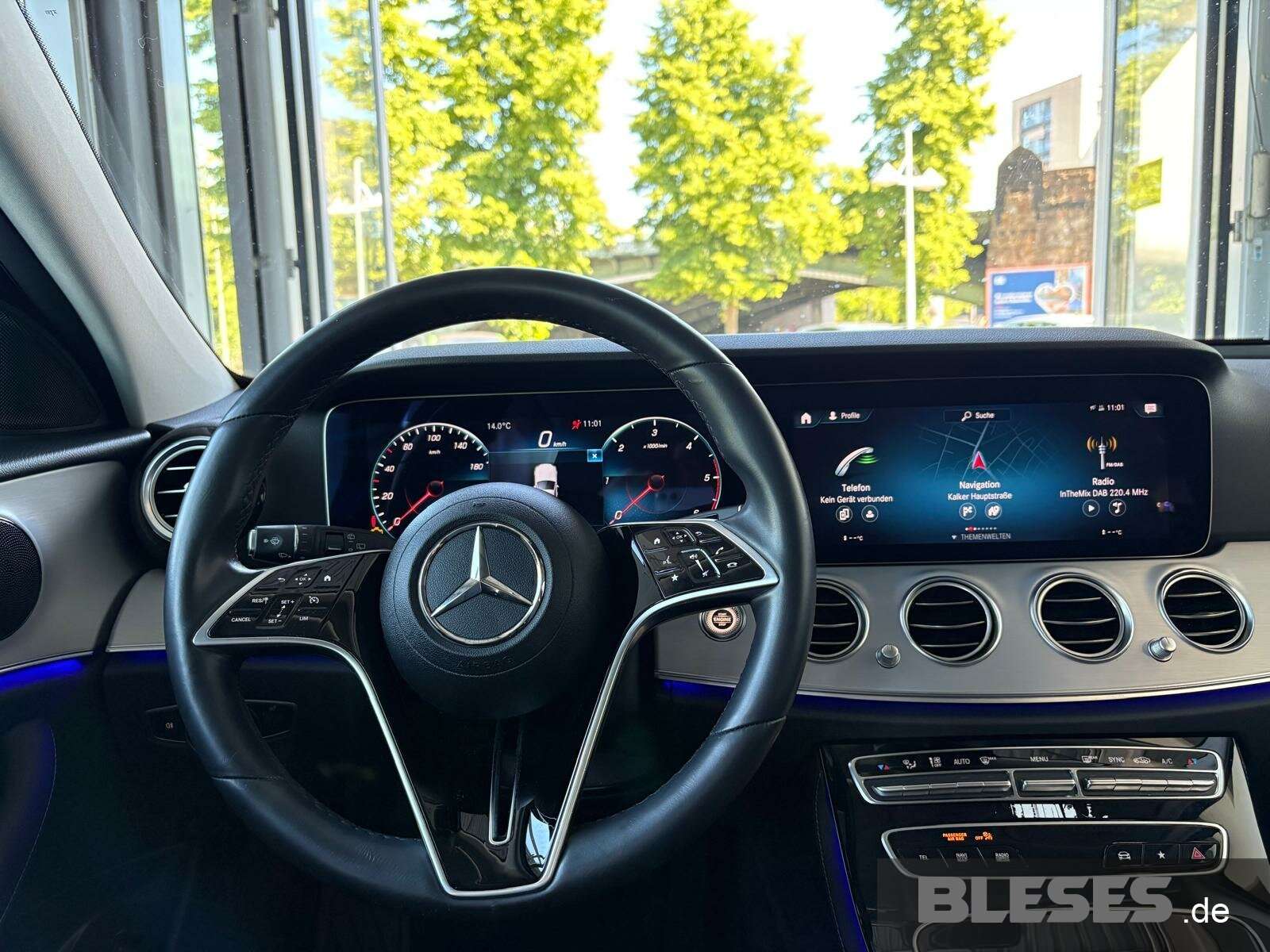 Mercedes-Benz E 220