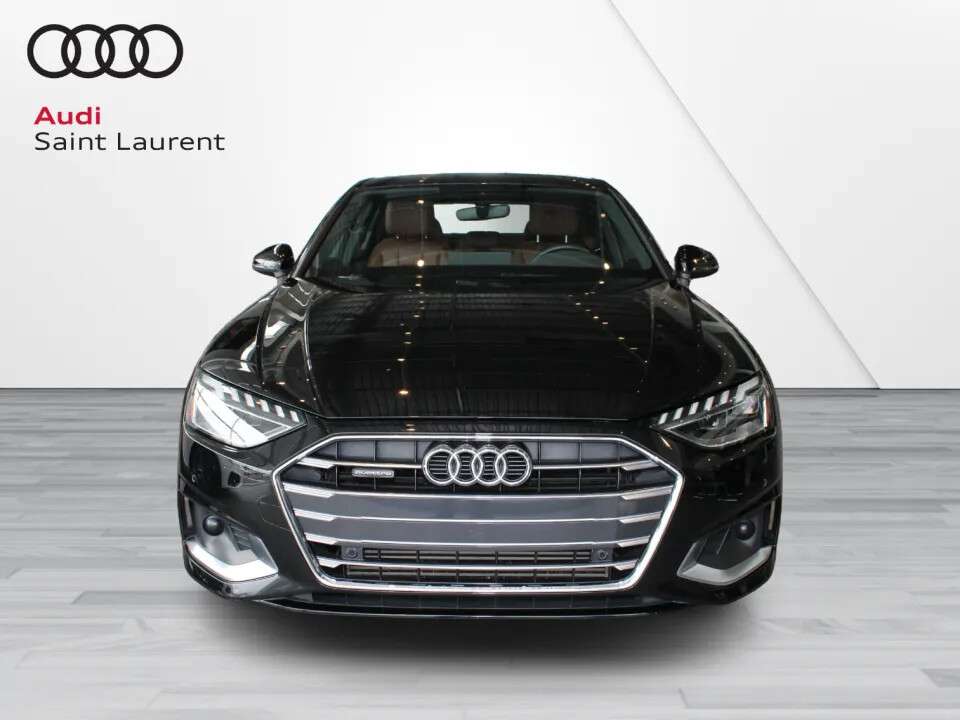 2025 Audi A4 Komfort Quattro CarPlay — photo 1