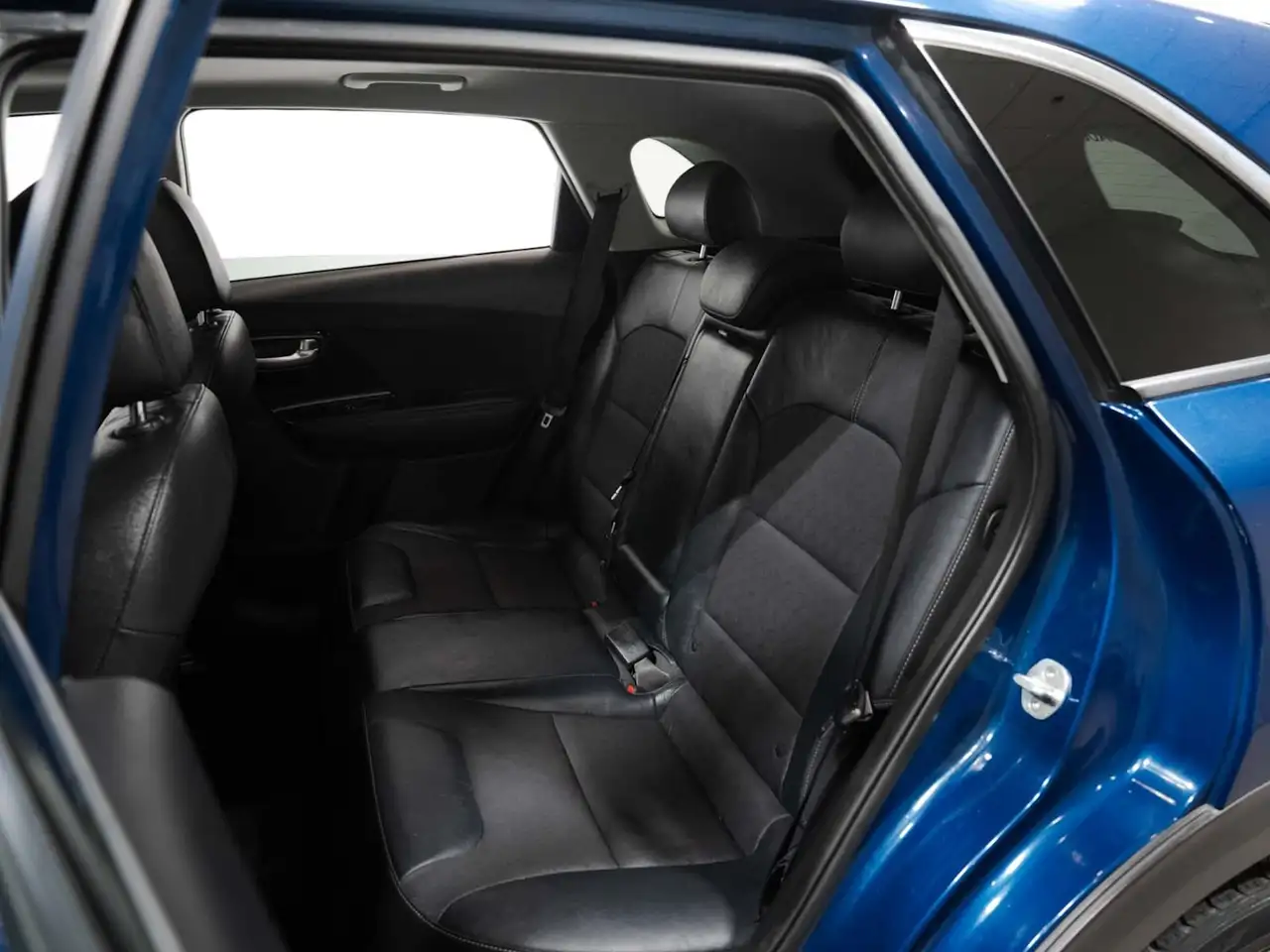 Kia Niro снимка Kia Niro