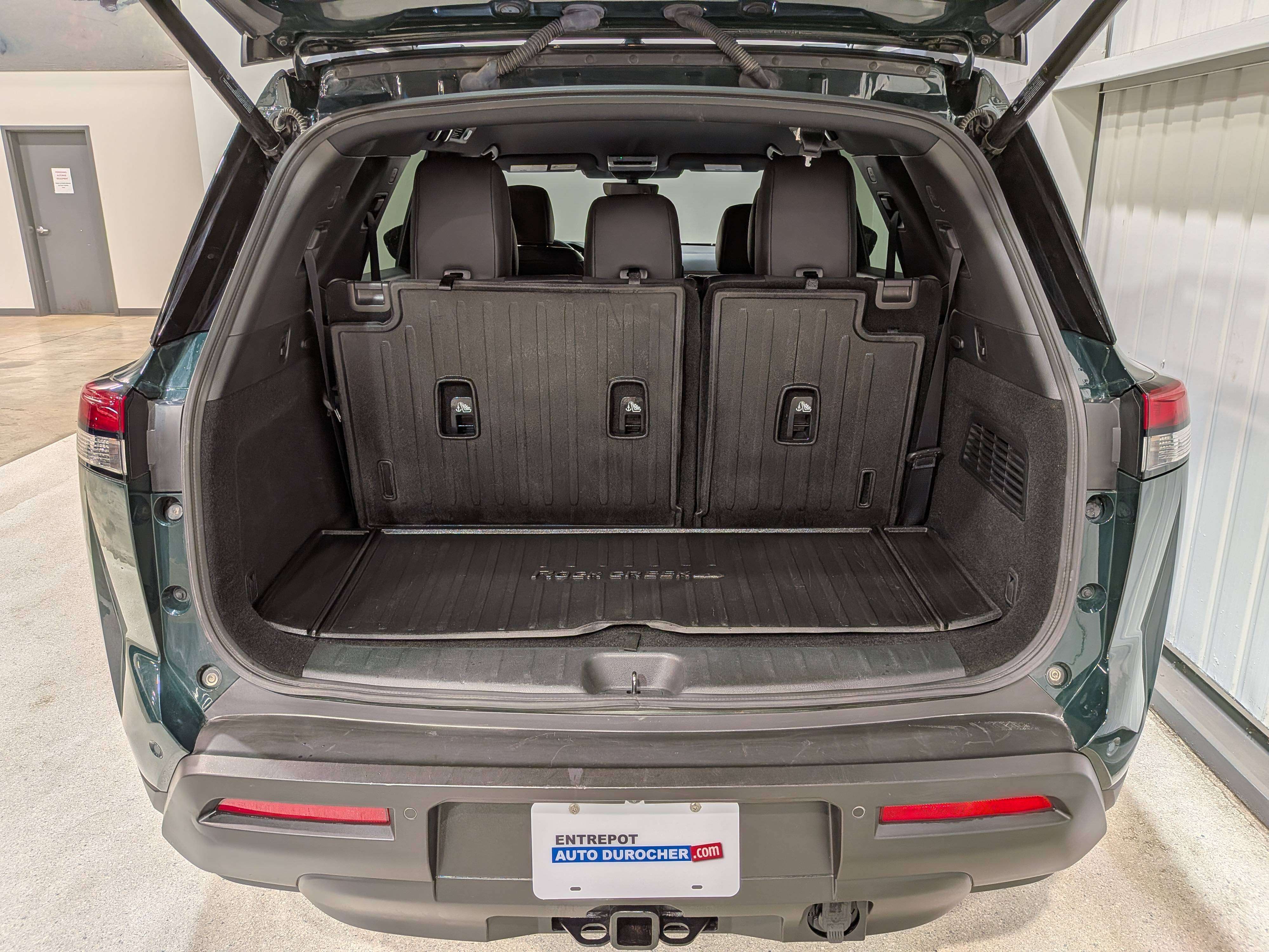 Nissan Pathfinder 2024