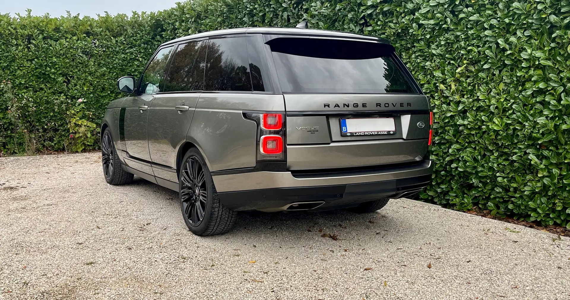 Land Rover Range Rover Range Rover Long 3L V6 Vogue / Full Option / Pano Grijs - 2