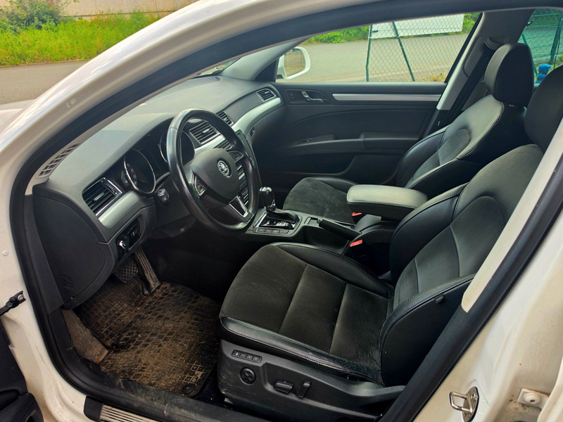 Skoda Superb 2.0 TDI 125 Green t DSG 4x4 Excl. Combi — photo 10