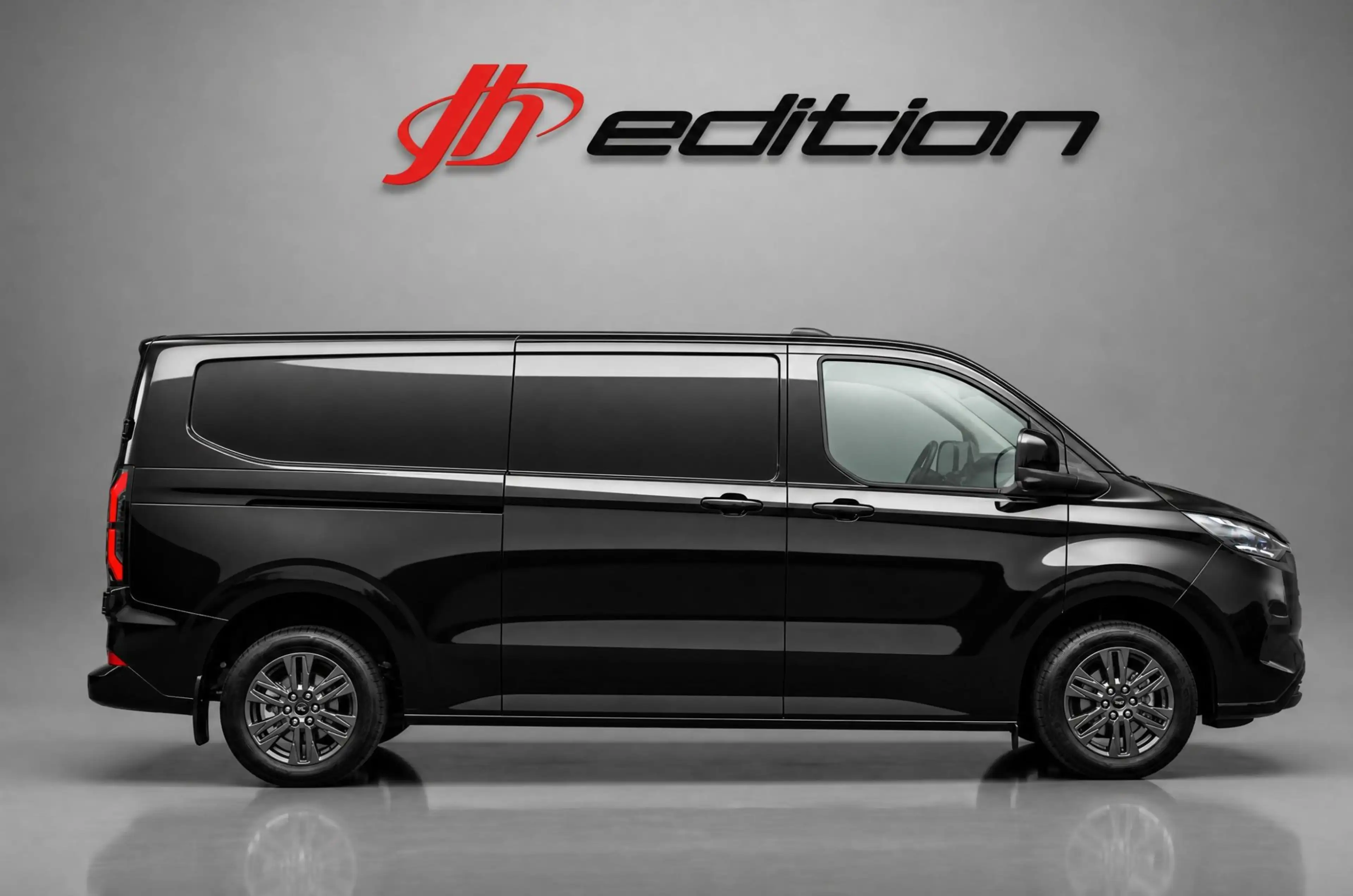 Ford E-Transit Cust. 340 L2H1 Limited 71kWh 218PK / 360 CAMERA / — photo 6